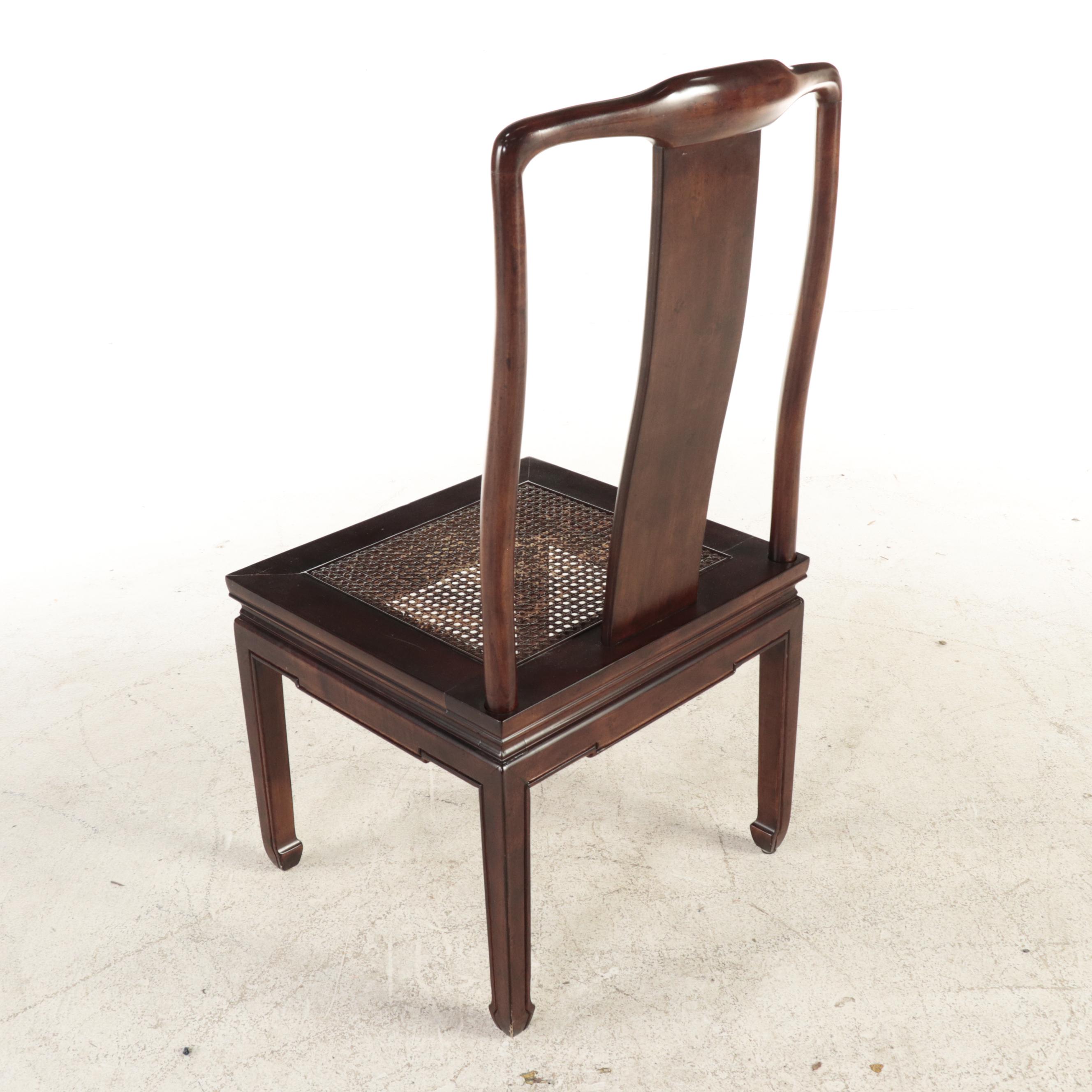 Henredon Chinese Style Hardwood Extension Dining Table and Six Chairs