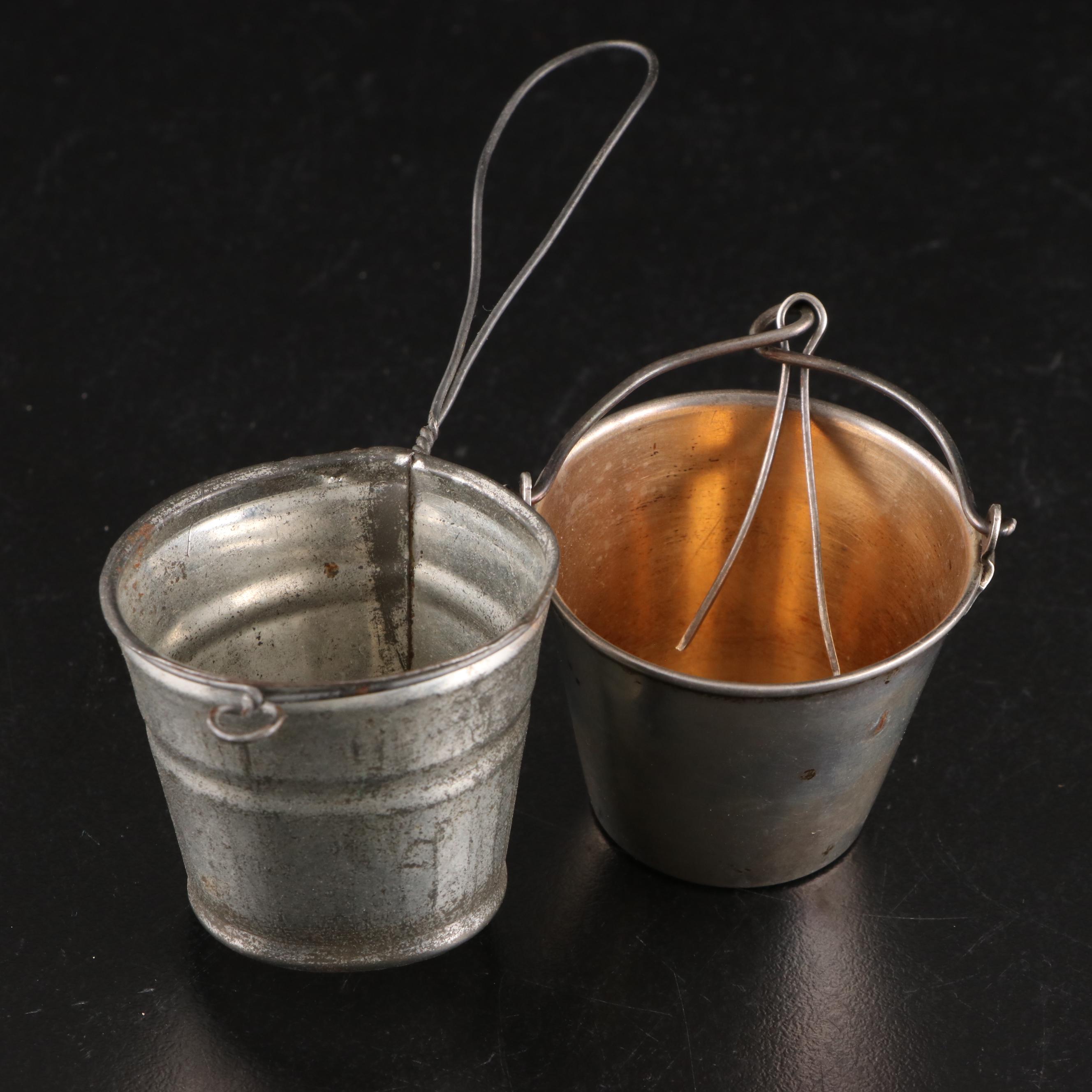 Pyrex Etched Glass Teapot with Tea Strainers, 20th Century