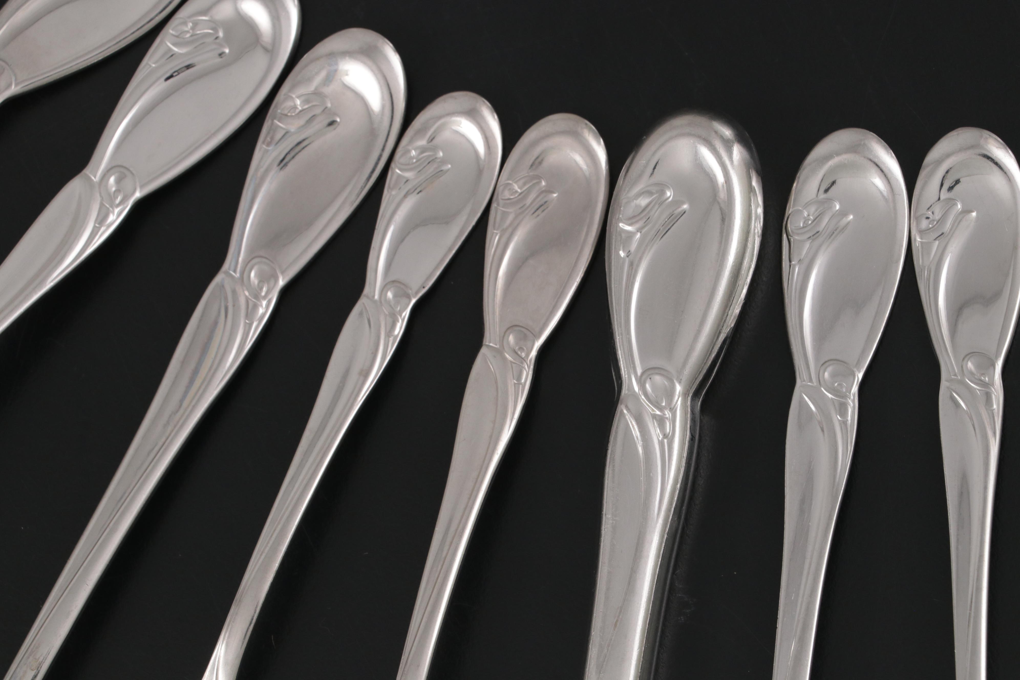 Oneida Deluxe "Calla Lily" Stainless Steel Flatware