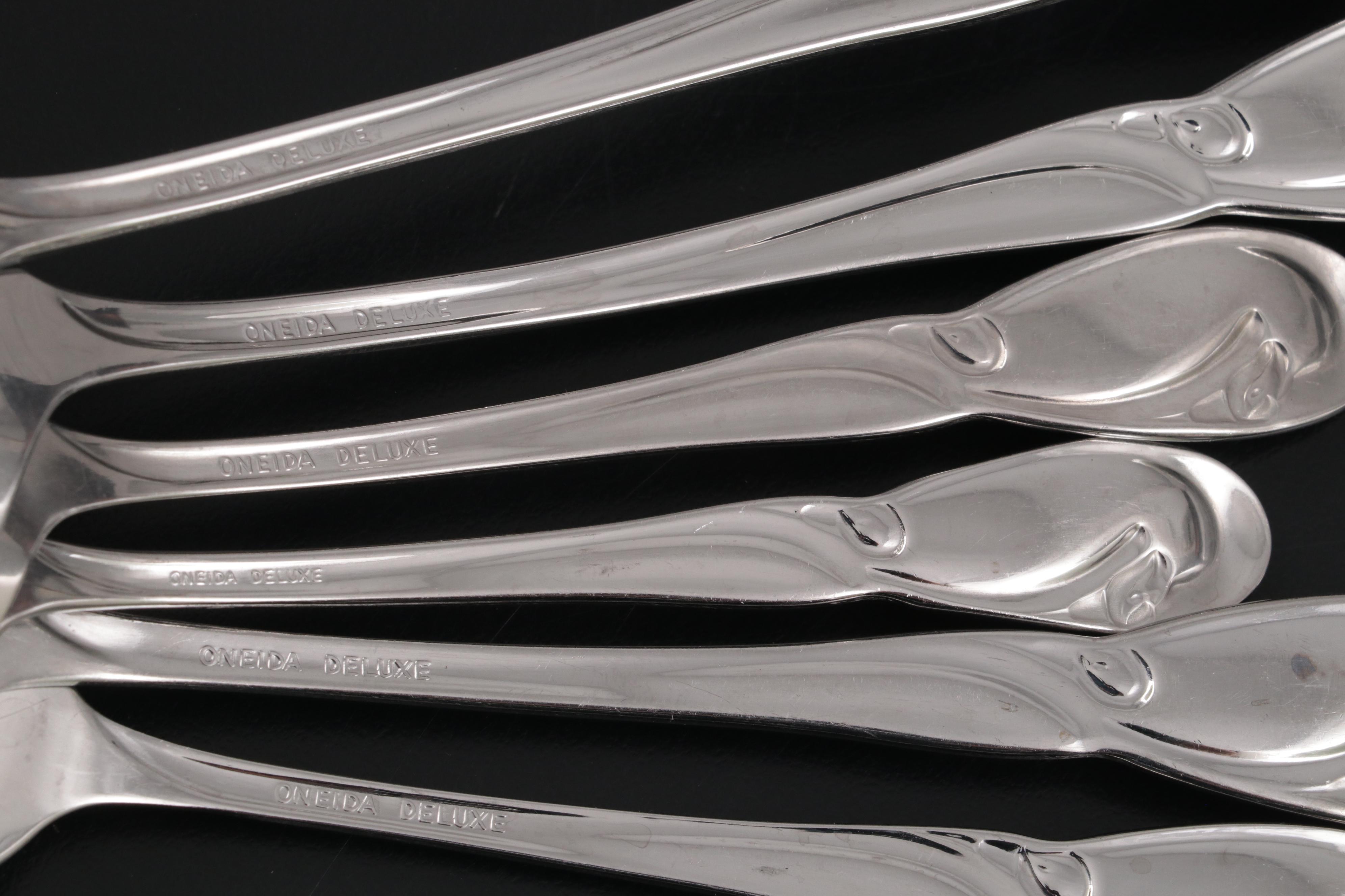 Oneida Deluxe "Calla Lily" Stainless Steel Flatware EBTH