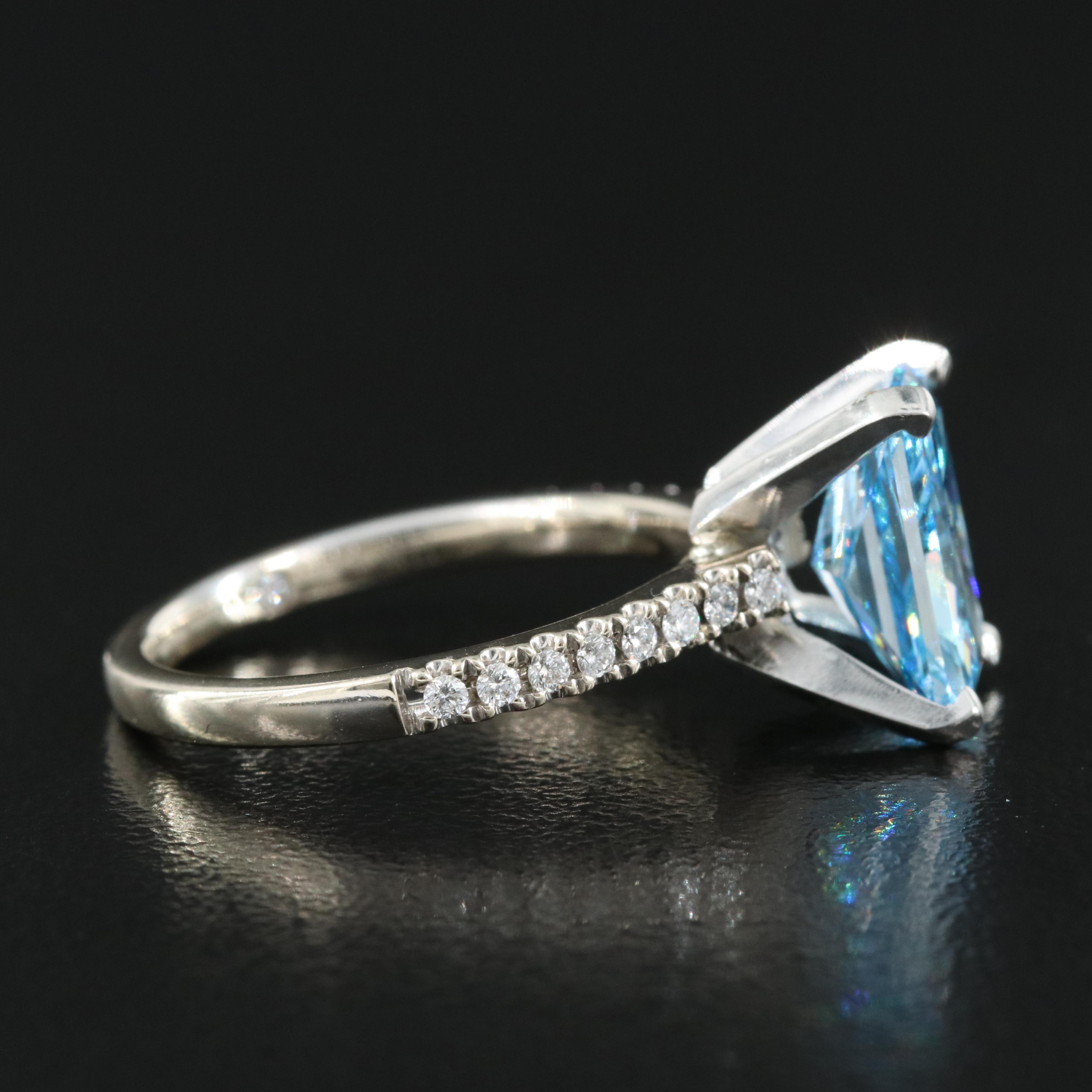 14K 3.23 CTW Diamond Ring with Platinum Accent and Fancy Color Center