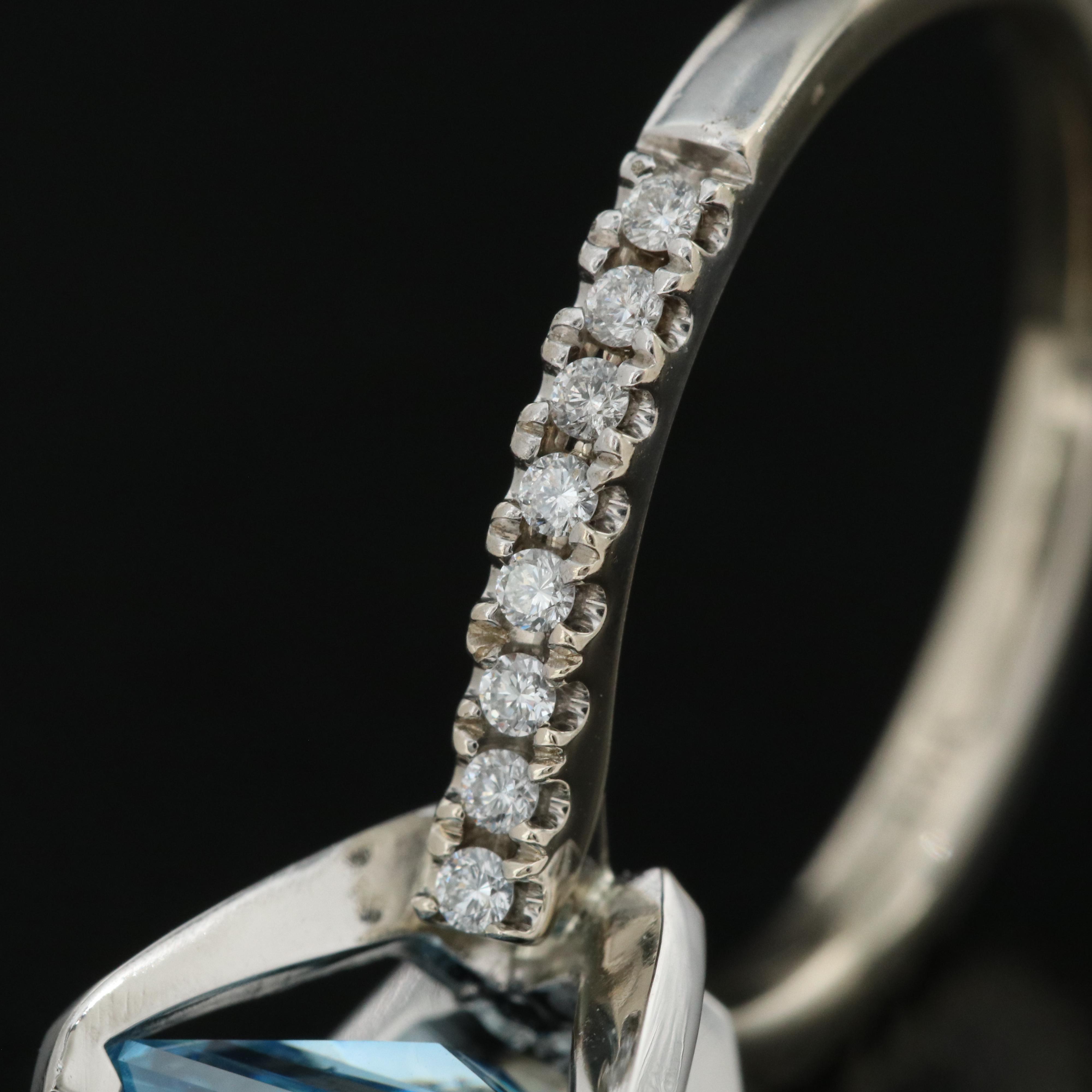 14K 3.23 CTW Diamond Ring with Platinum Accent and Fancy Color Center