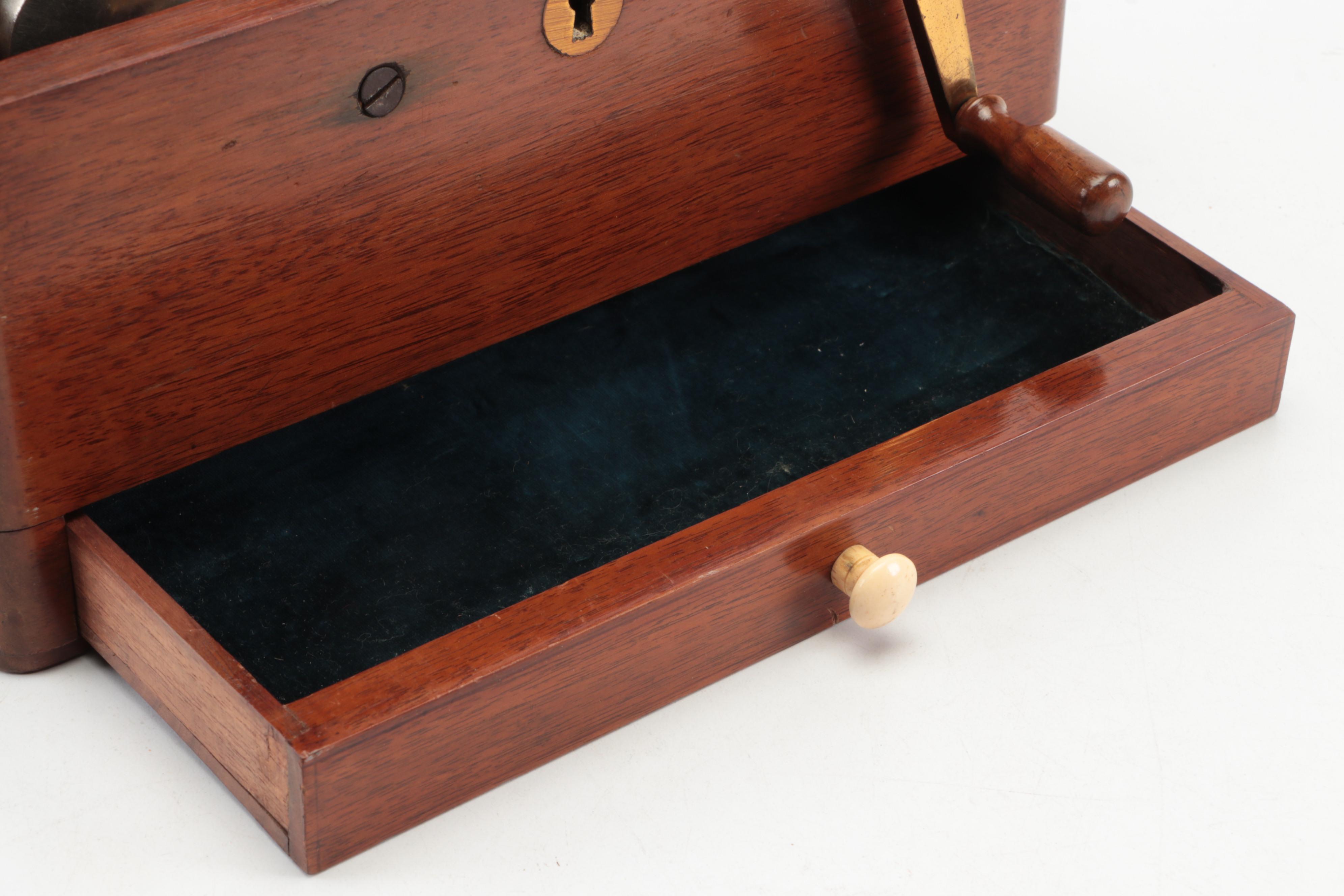 Quack Medicine Davis and Kidder's Magneto-Electric Machine for Nervous Diseases