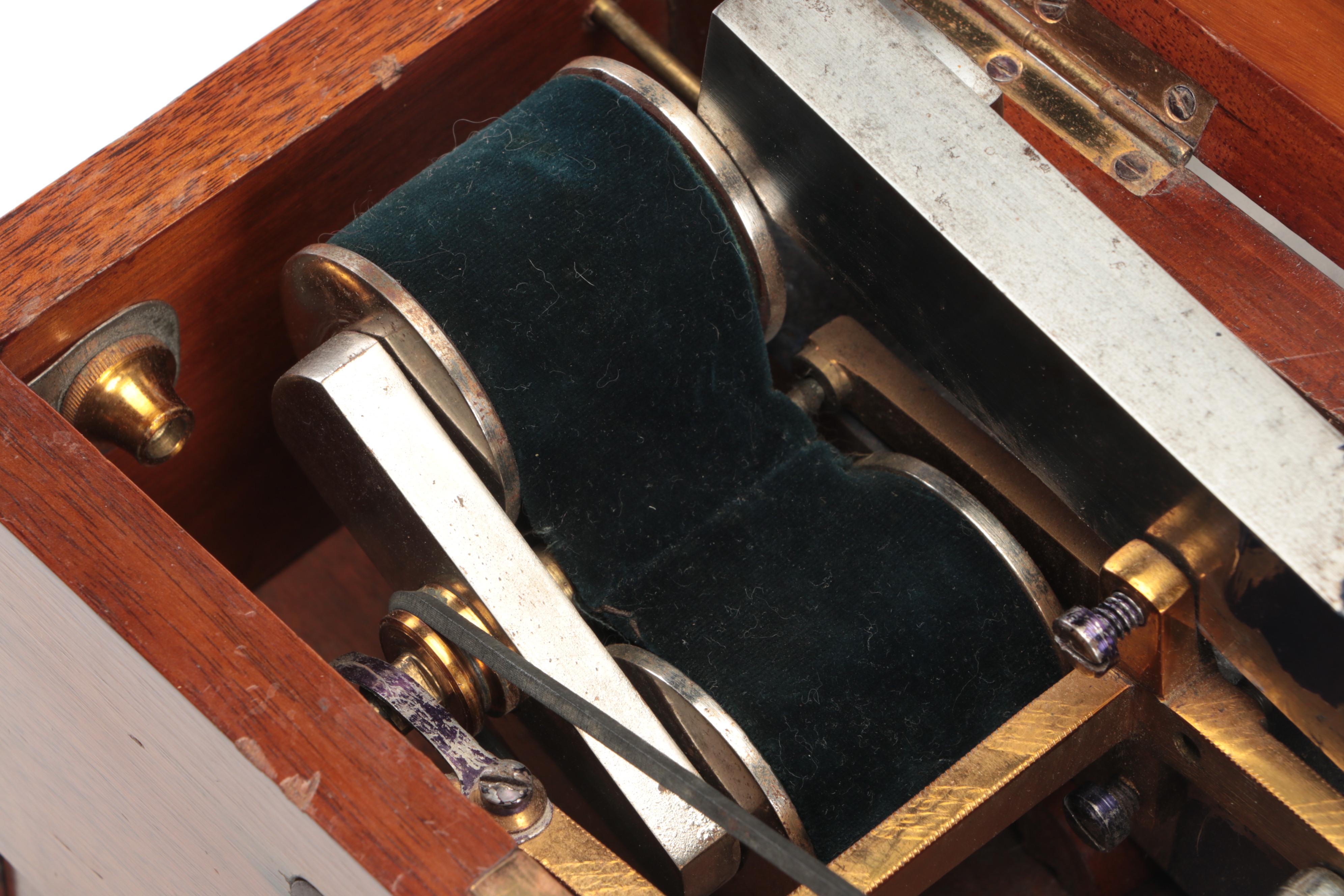 Quack Medicine Davis and Kidder's Magneto-Electric Machine for Nervous Diseases