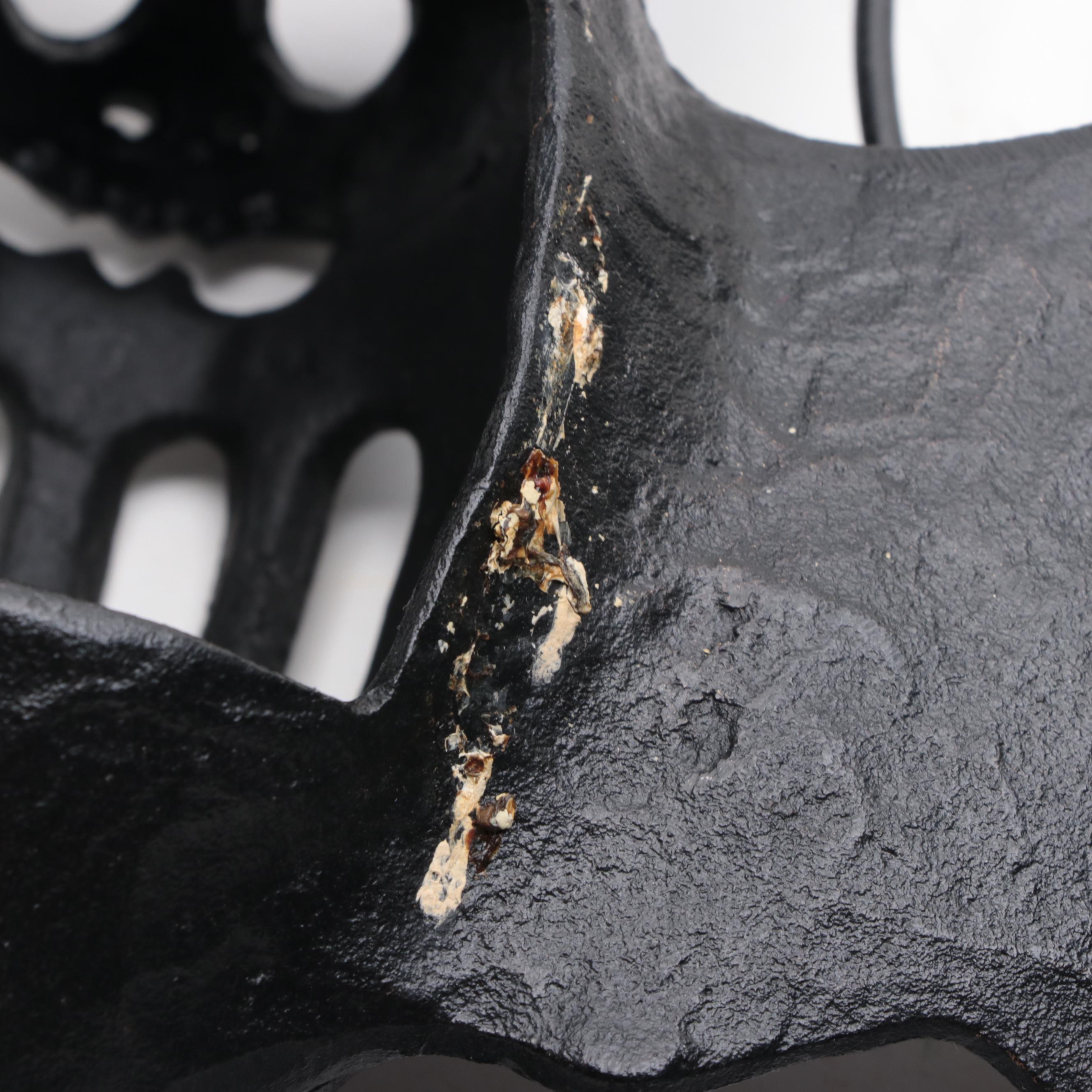 Halloween Hanging Metal Bats