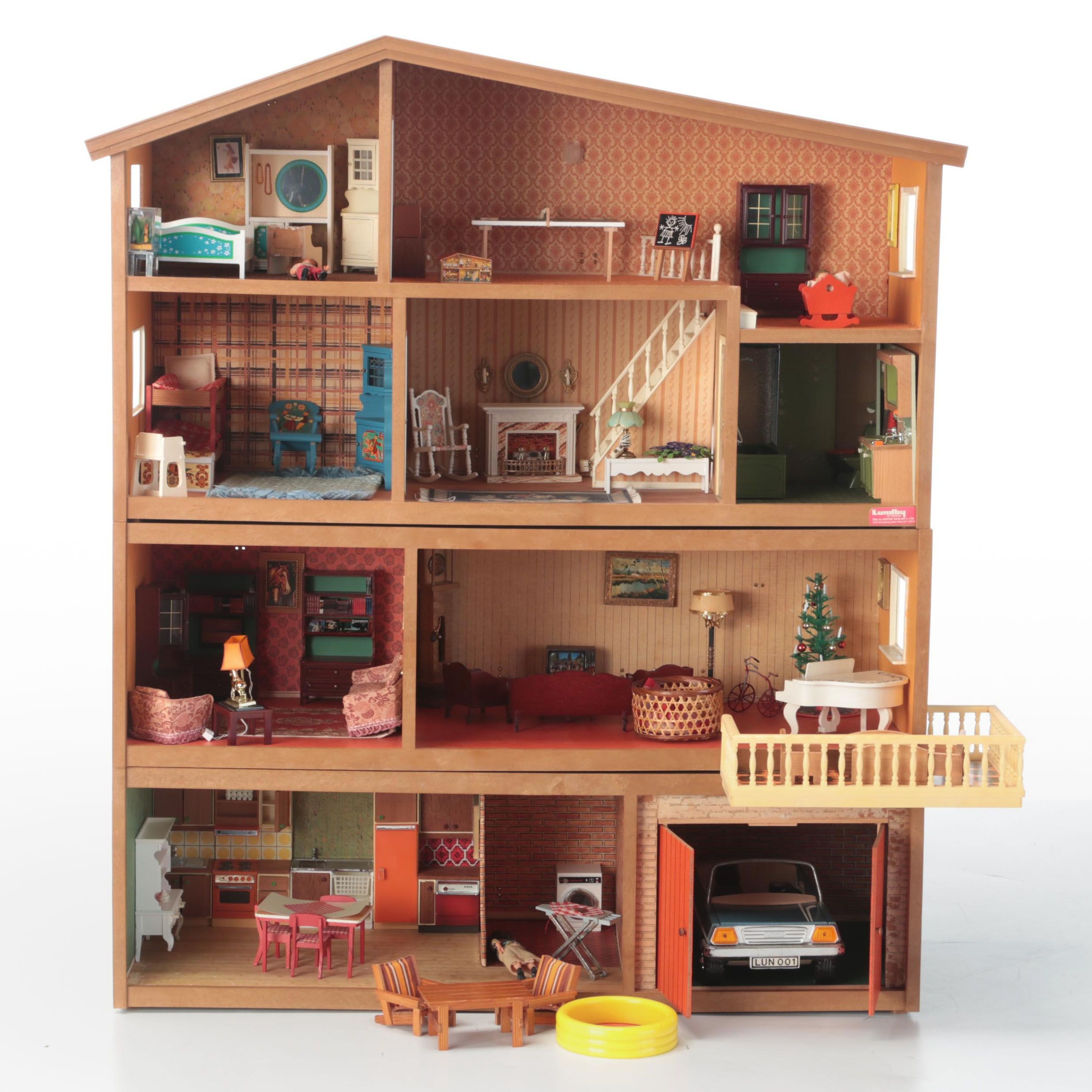 Lundby of Sweden Dollhouse and Furniture, Late 20th Century