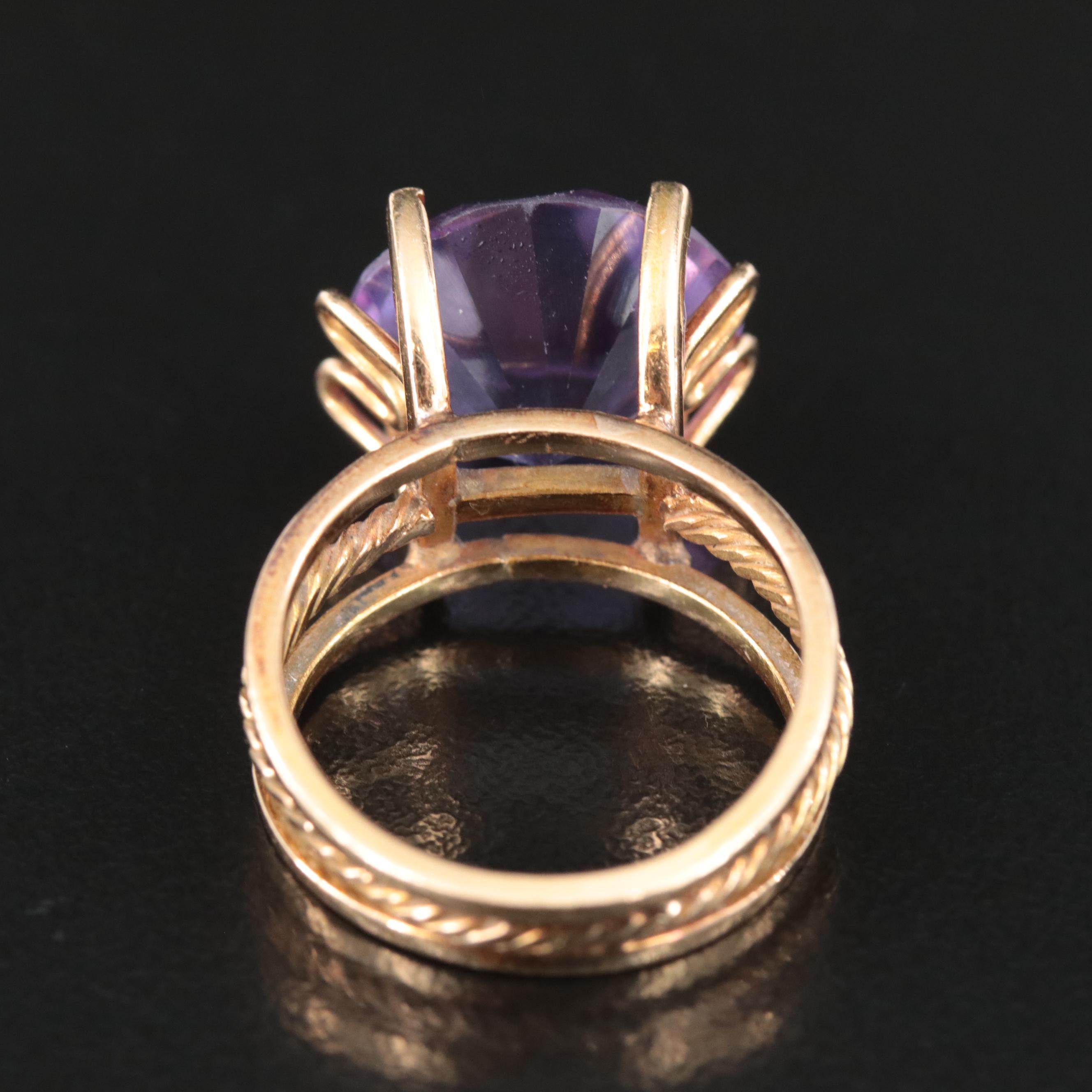 18K Color Change Sapphire Ring