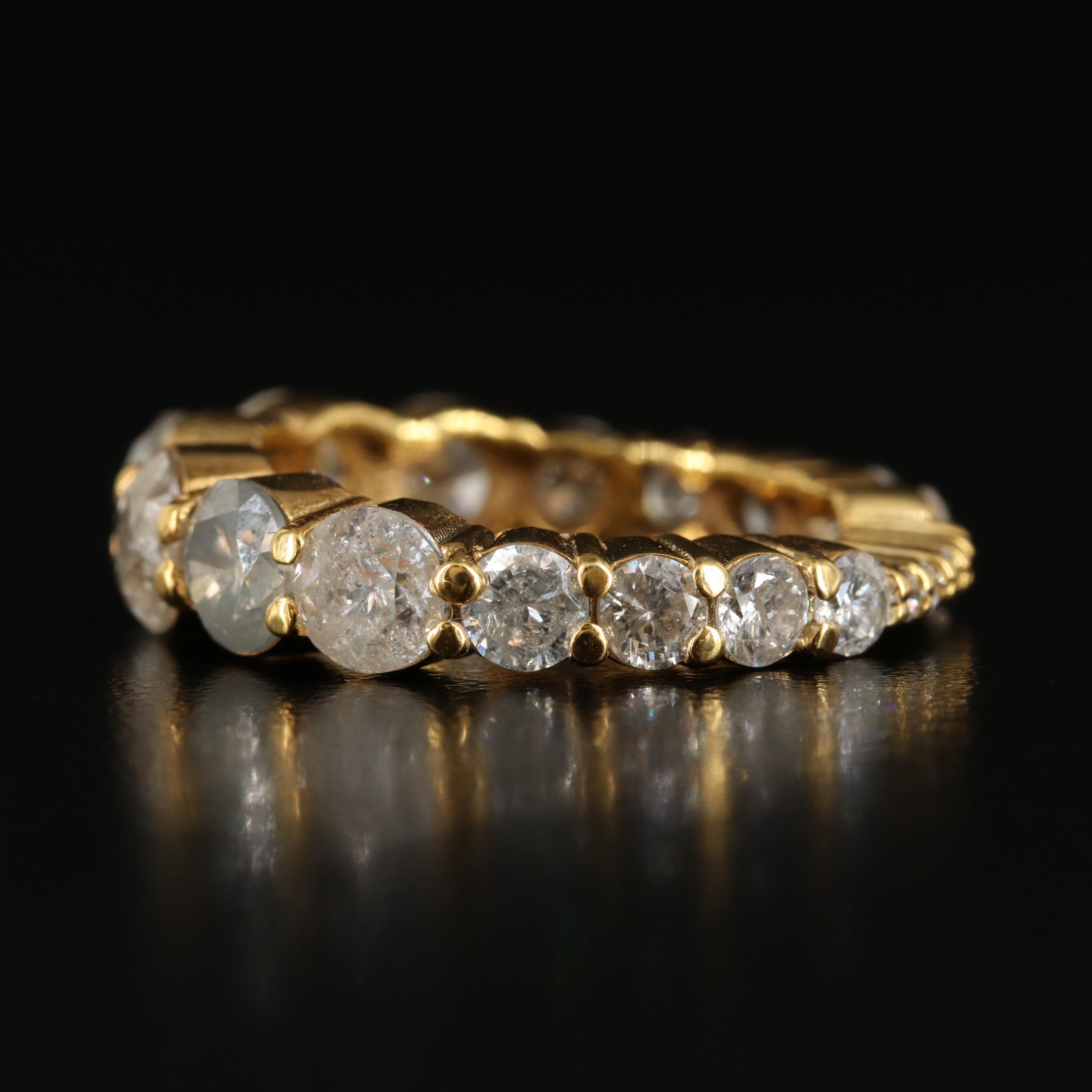 18K CTW 4.27 CTW Diamond Graduated Eternity Band