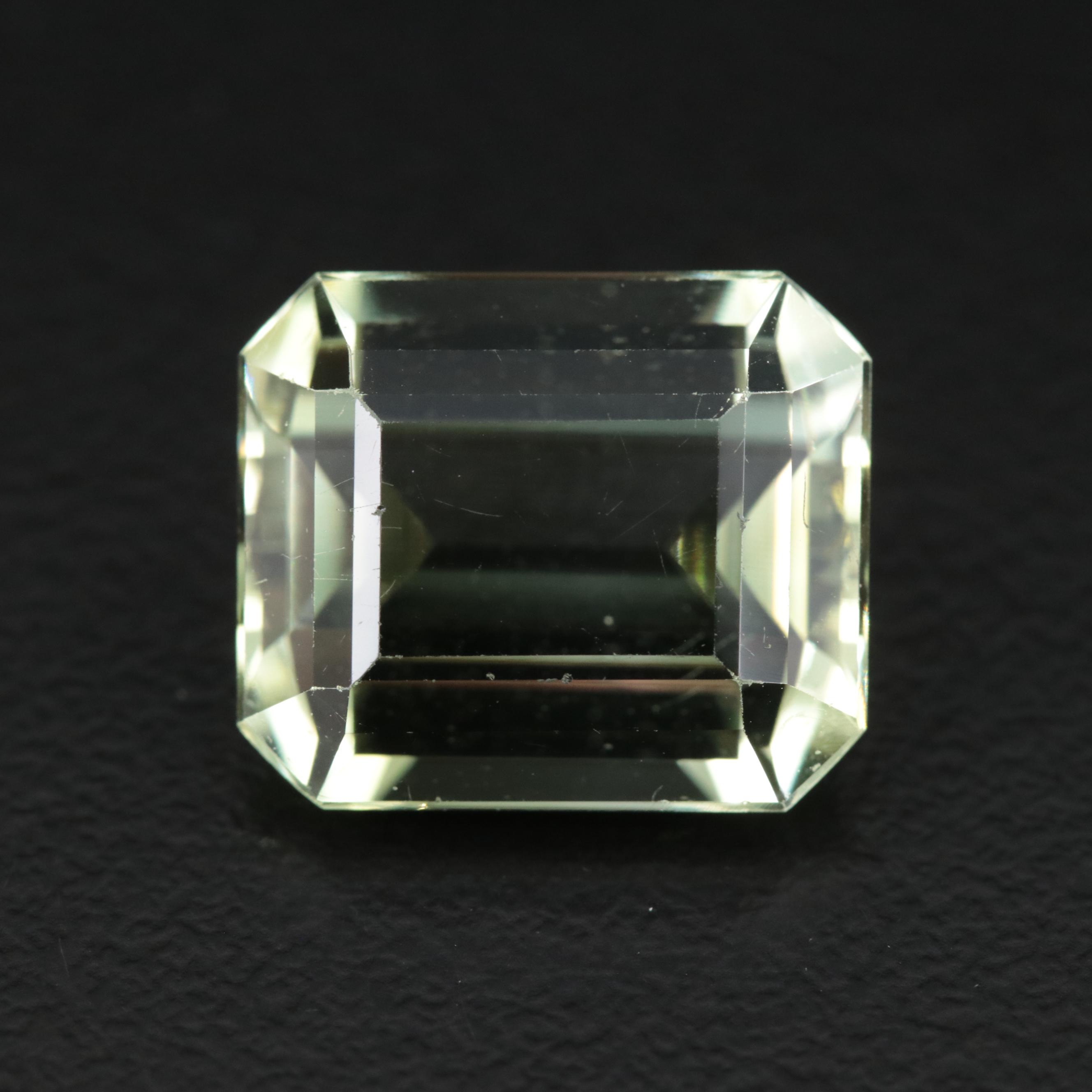 Loose 9.87 CT Prasiolite