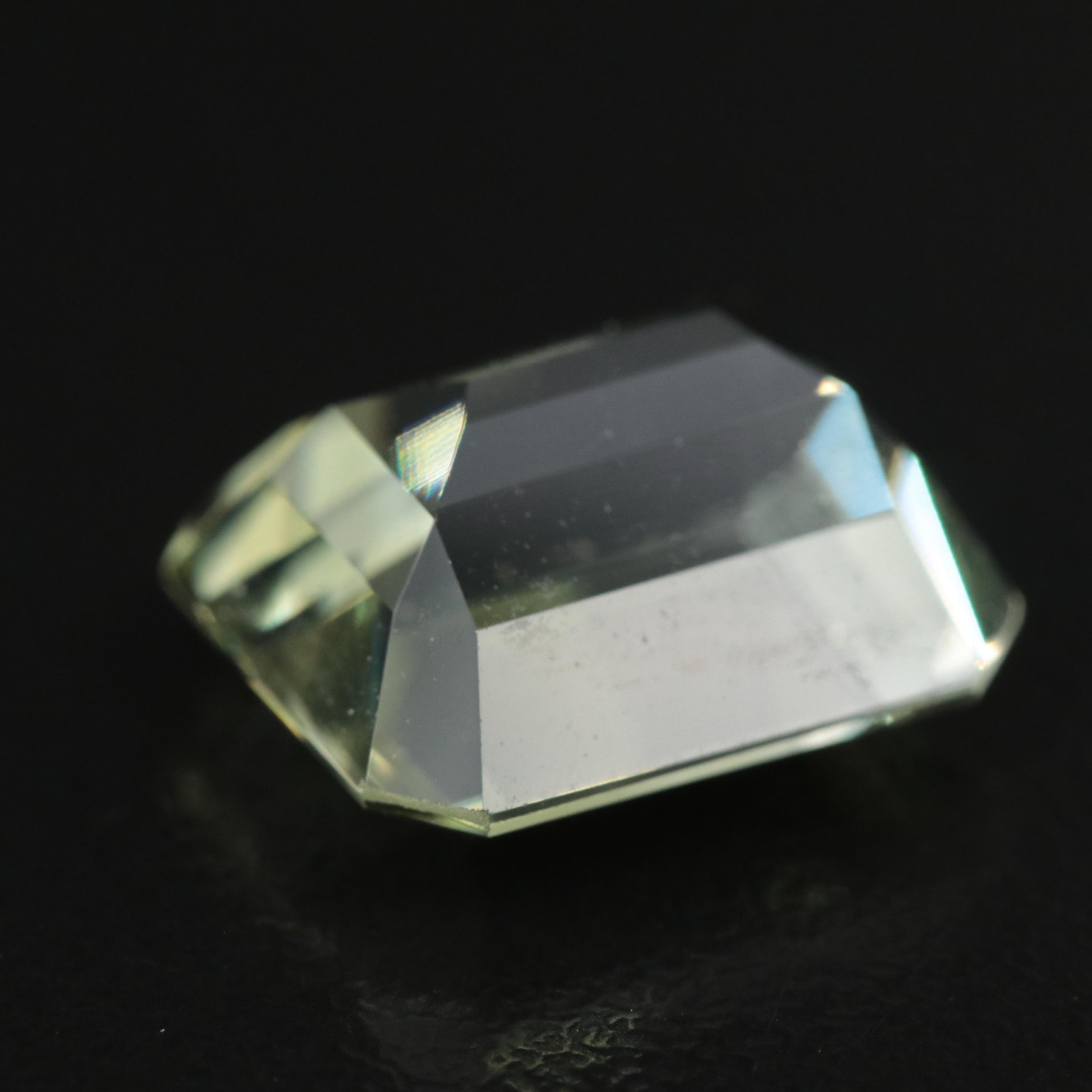 Loose 9.87 CT Prasiolite