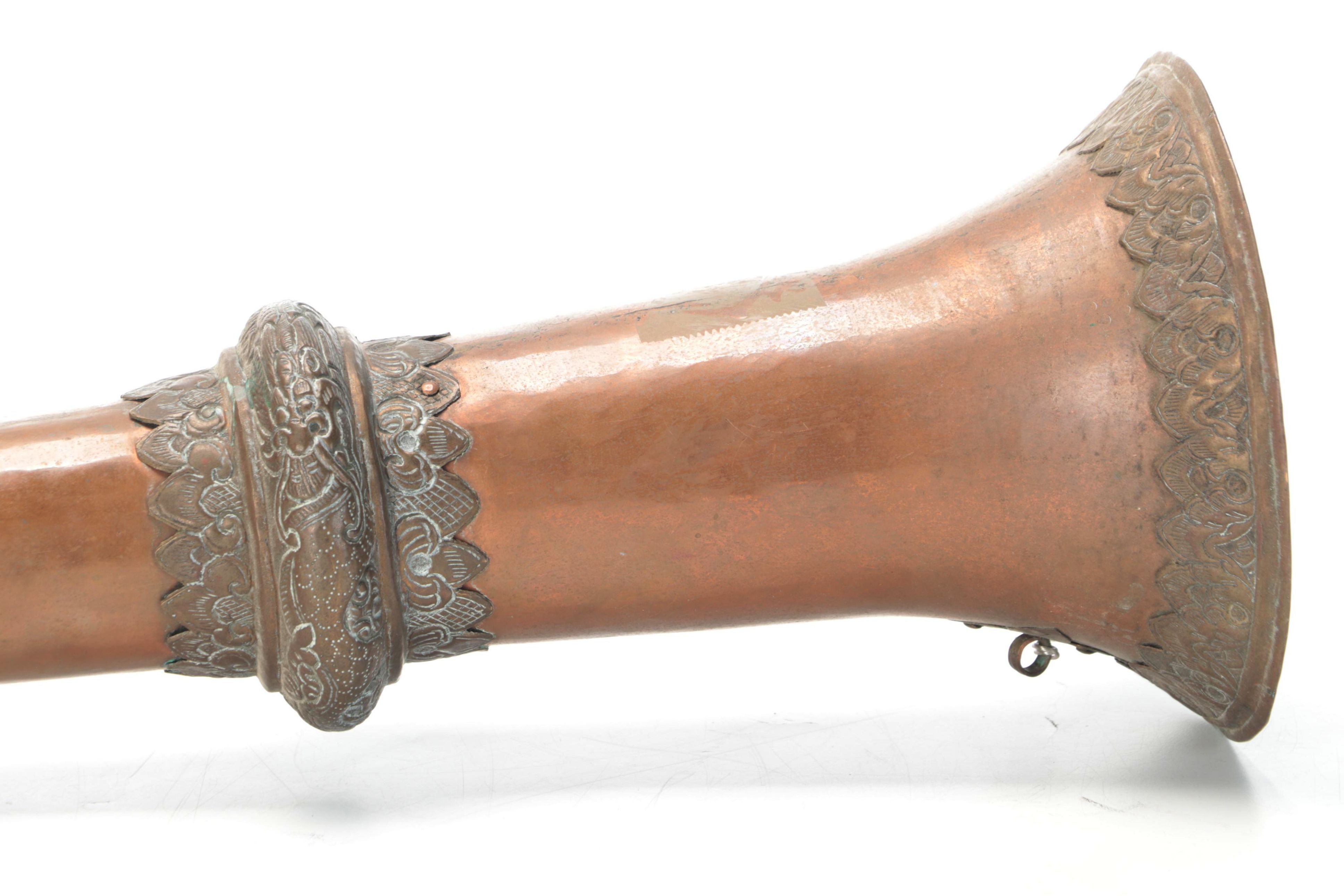 Tibetan Dungchen Horn