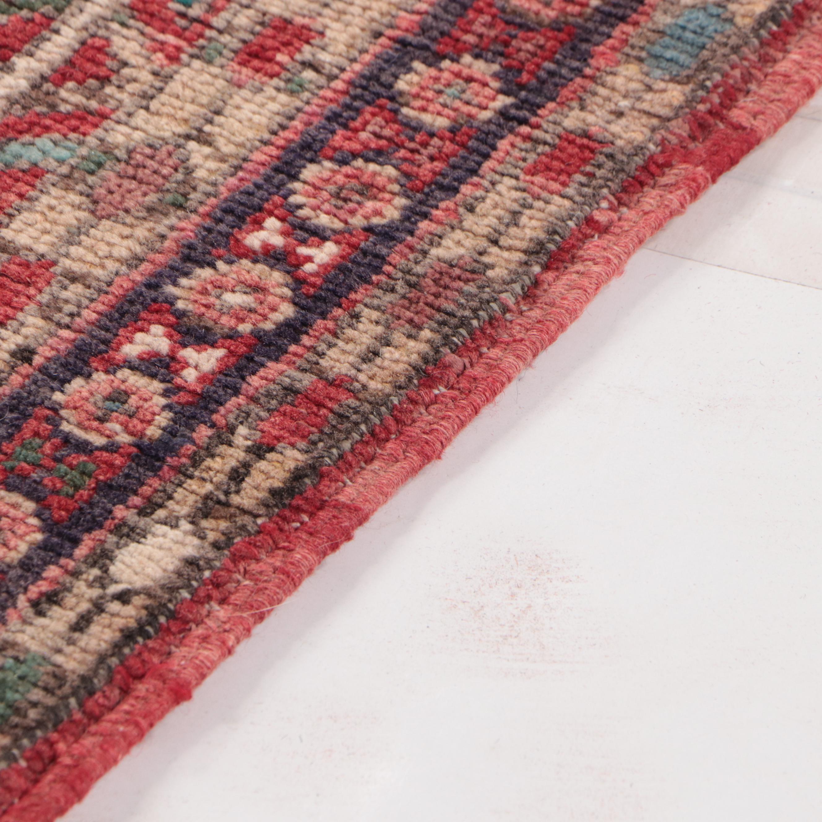 3'6 x 10'5 Hand-Knotted Persian Arak Long Rug