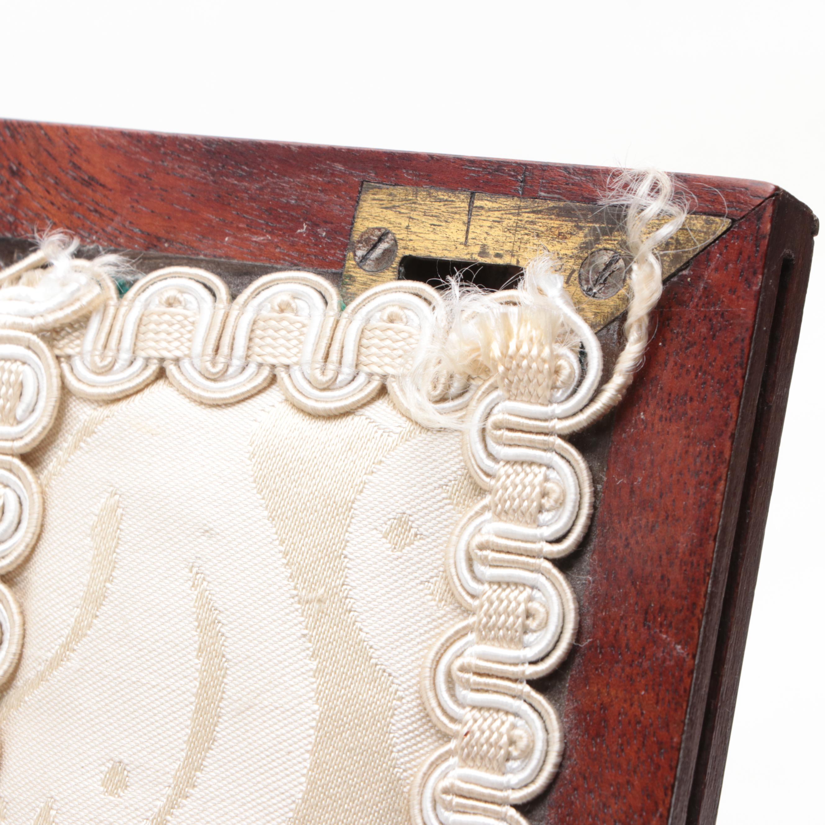 English Mahogany Tri-Fold Stand, Mid-19th Century