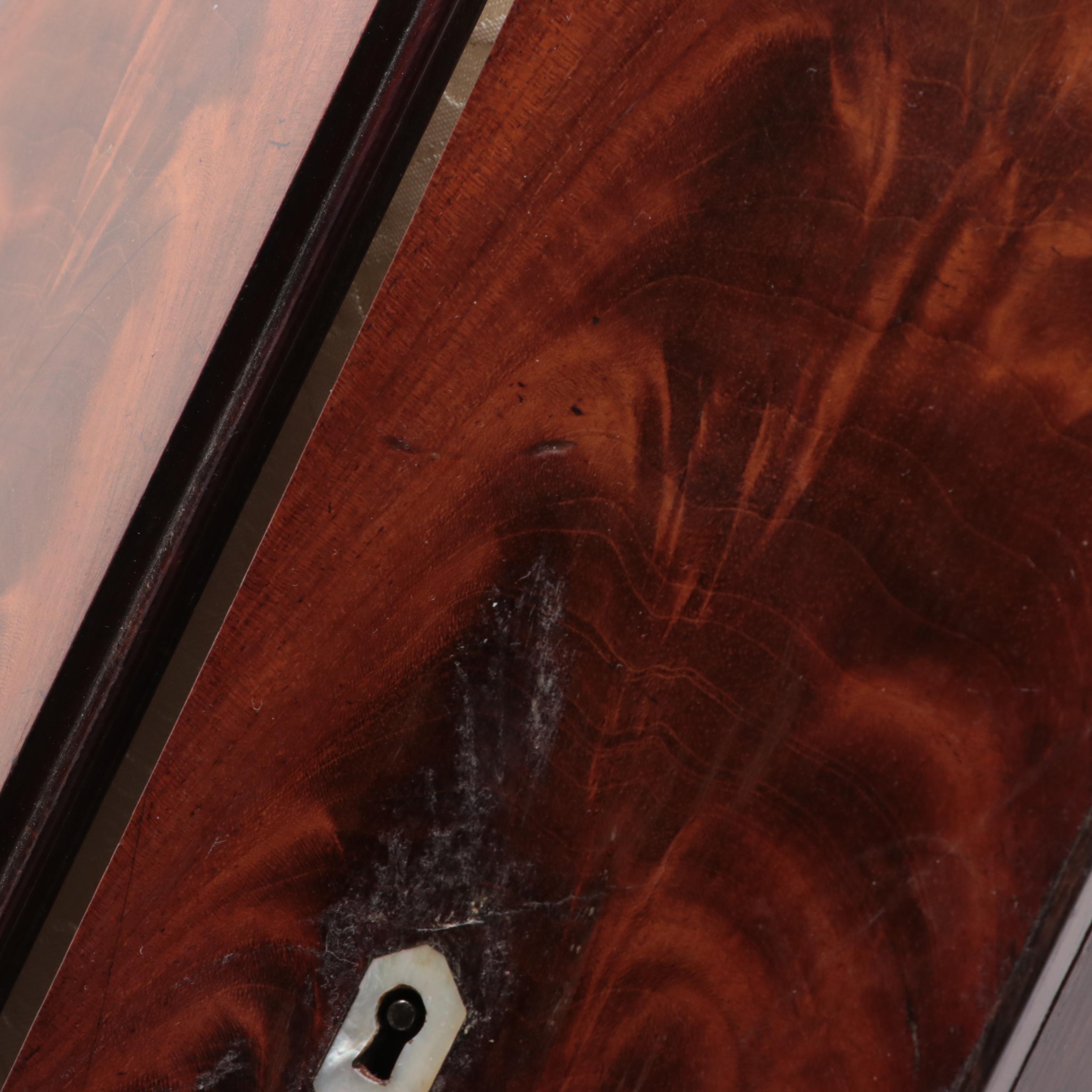 English Mahogany Tri-Fold Stand, Mid-19th Century