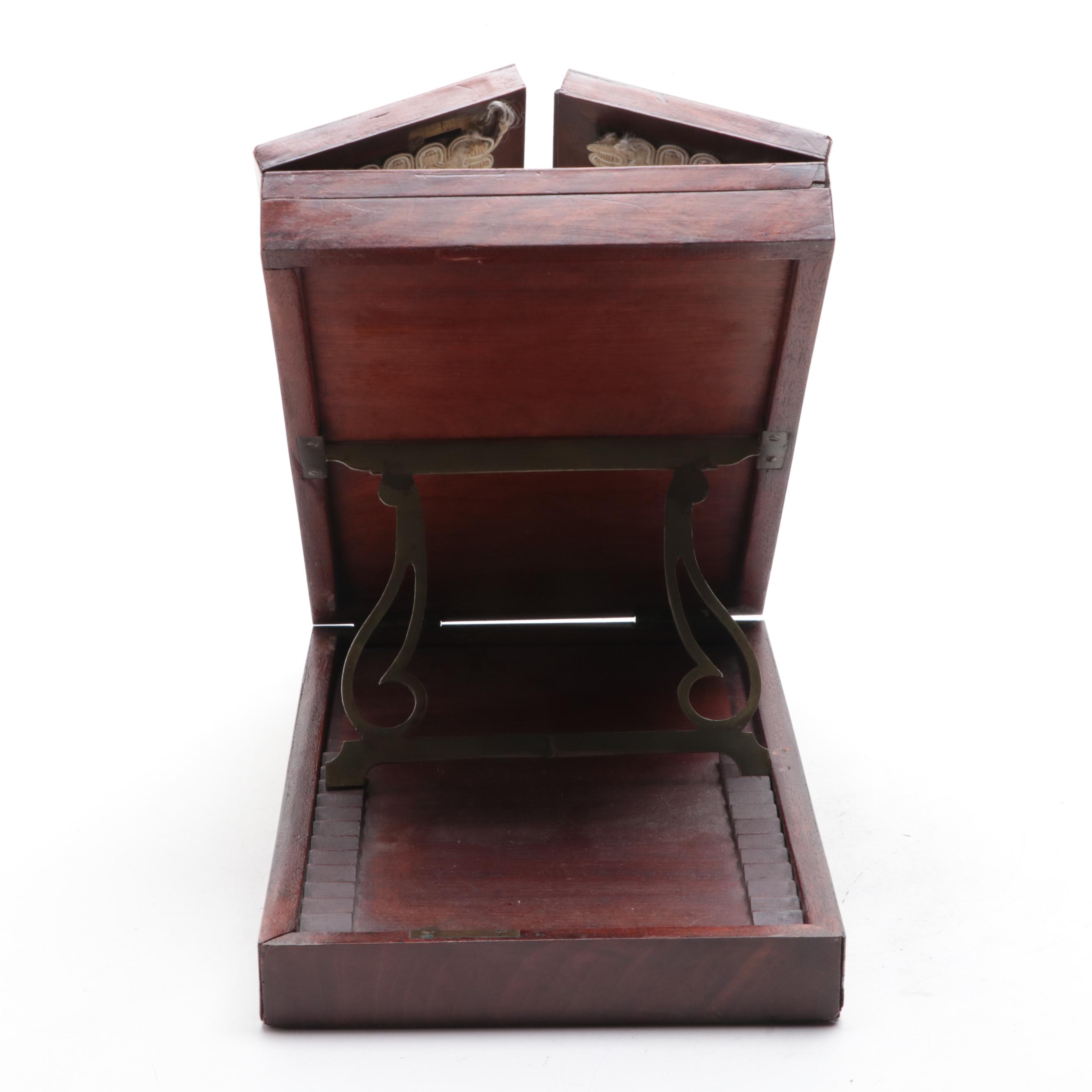 English Mahogany Tri-Fold Stand, Mid-19th Century