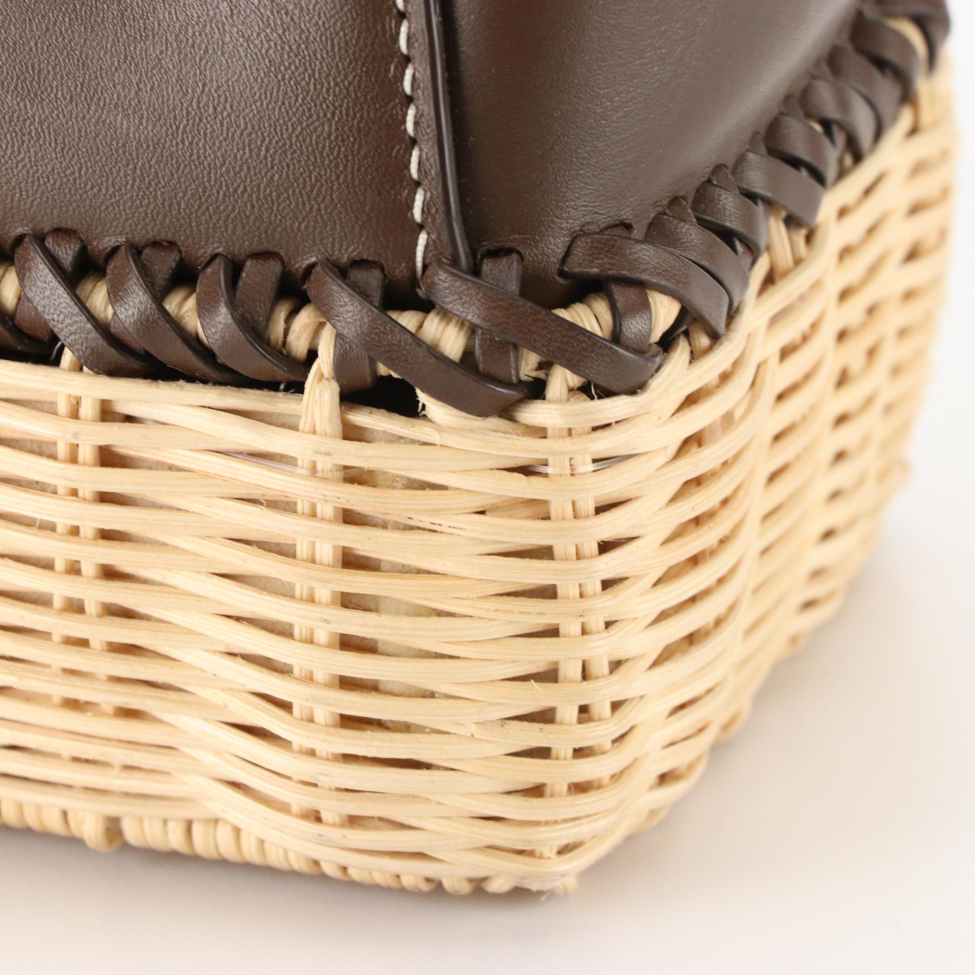 Tory Burch McGraw Wicker Small Hobo Bag in Cold Brew Brown Leather