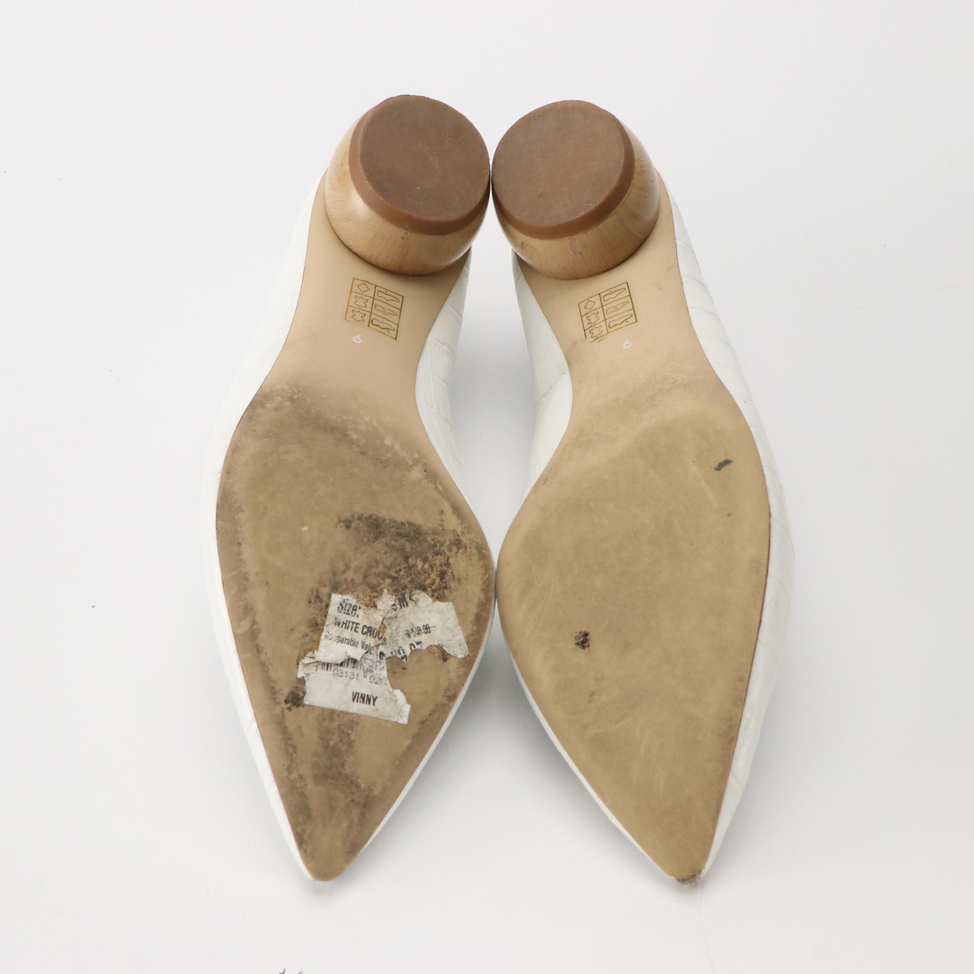 viona pointed toe loafer