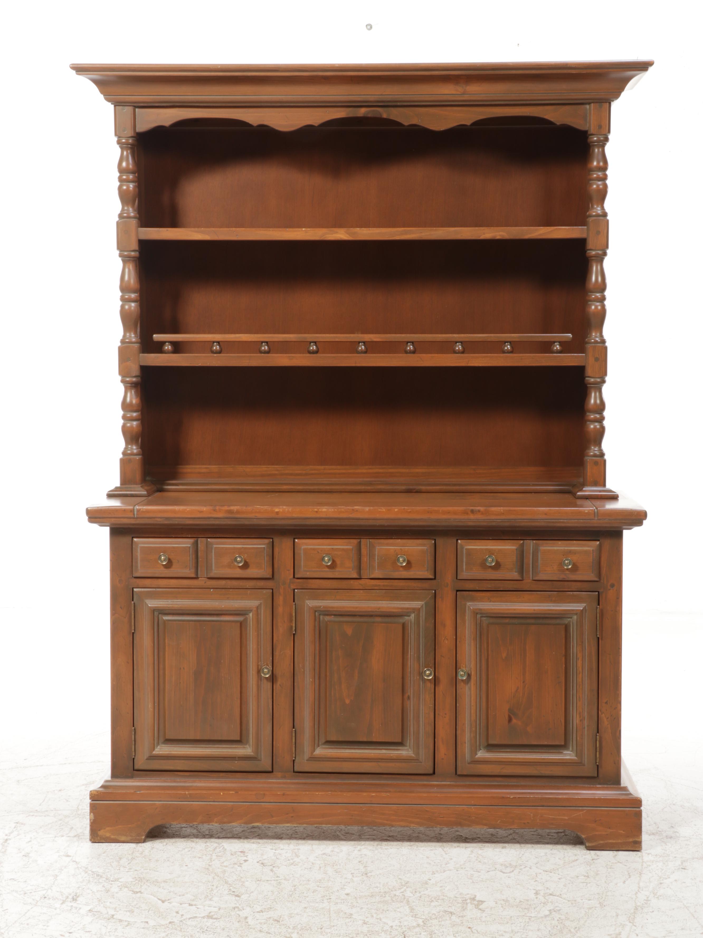 Kling American Colonial Style Pine Cupboard