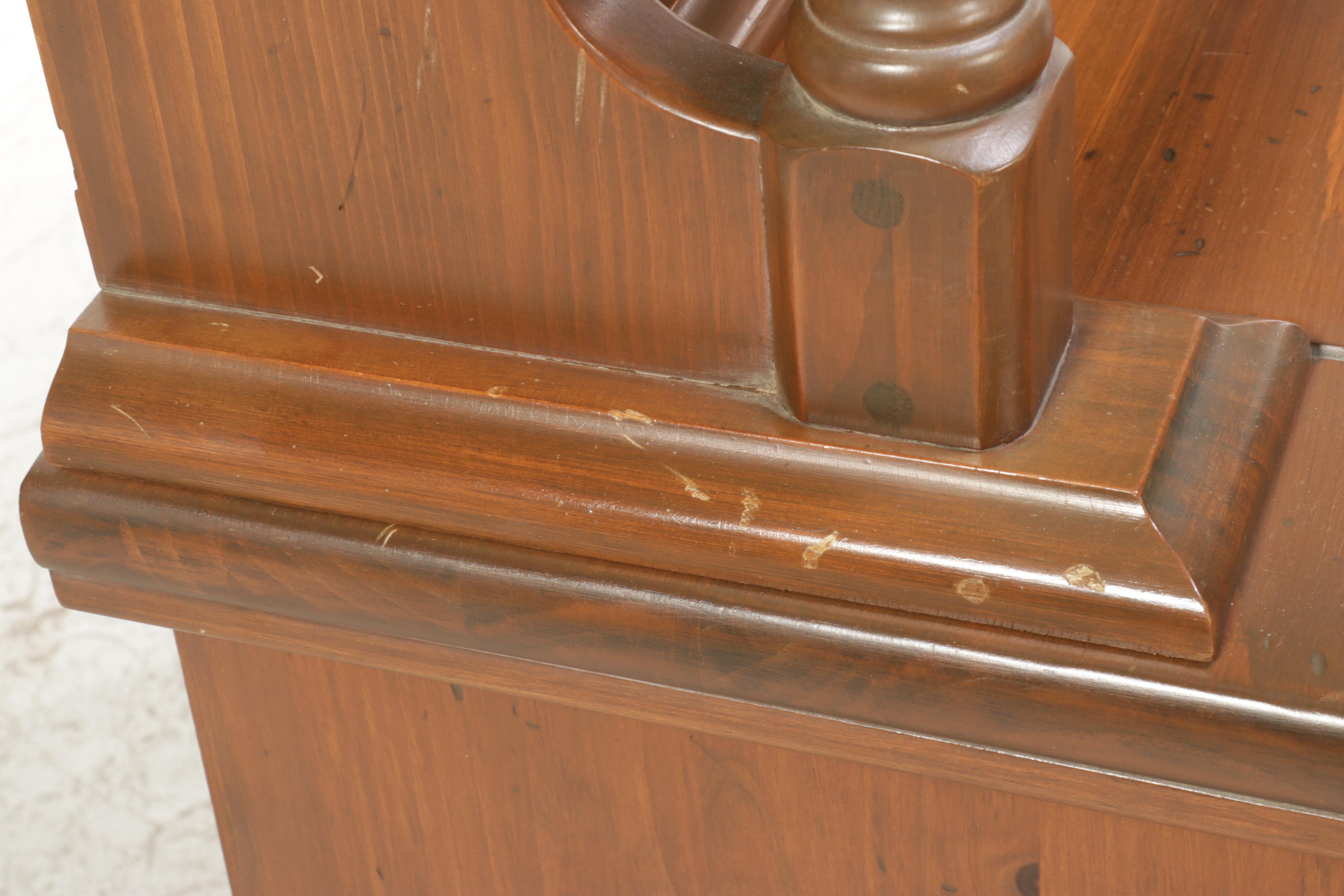 Kling American Colonial Style Pine Cupboard