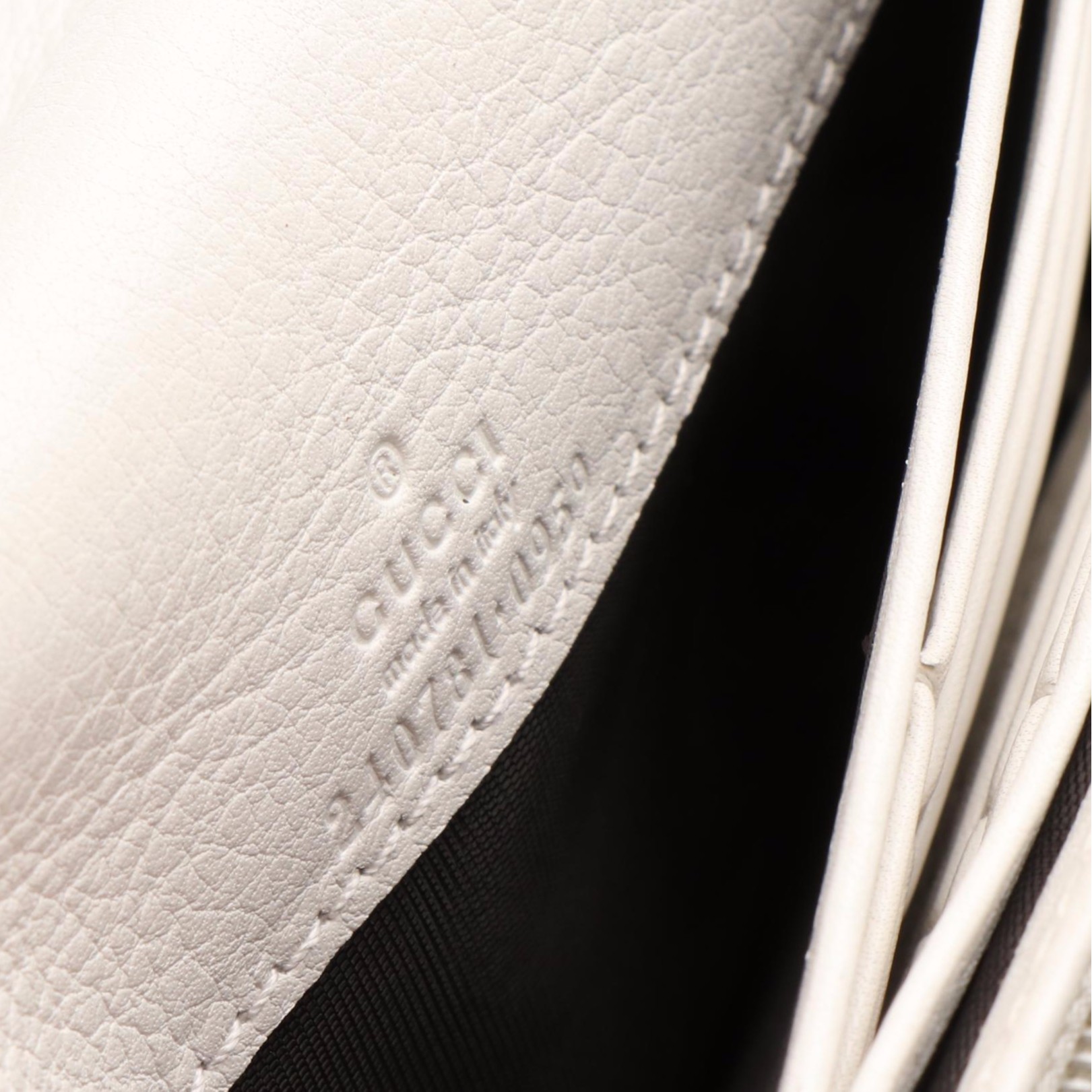 Gucci Long Wallet in White Guccissima Leather with Box