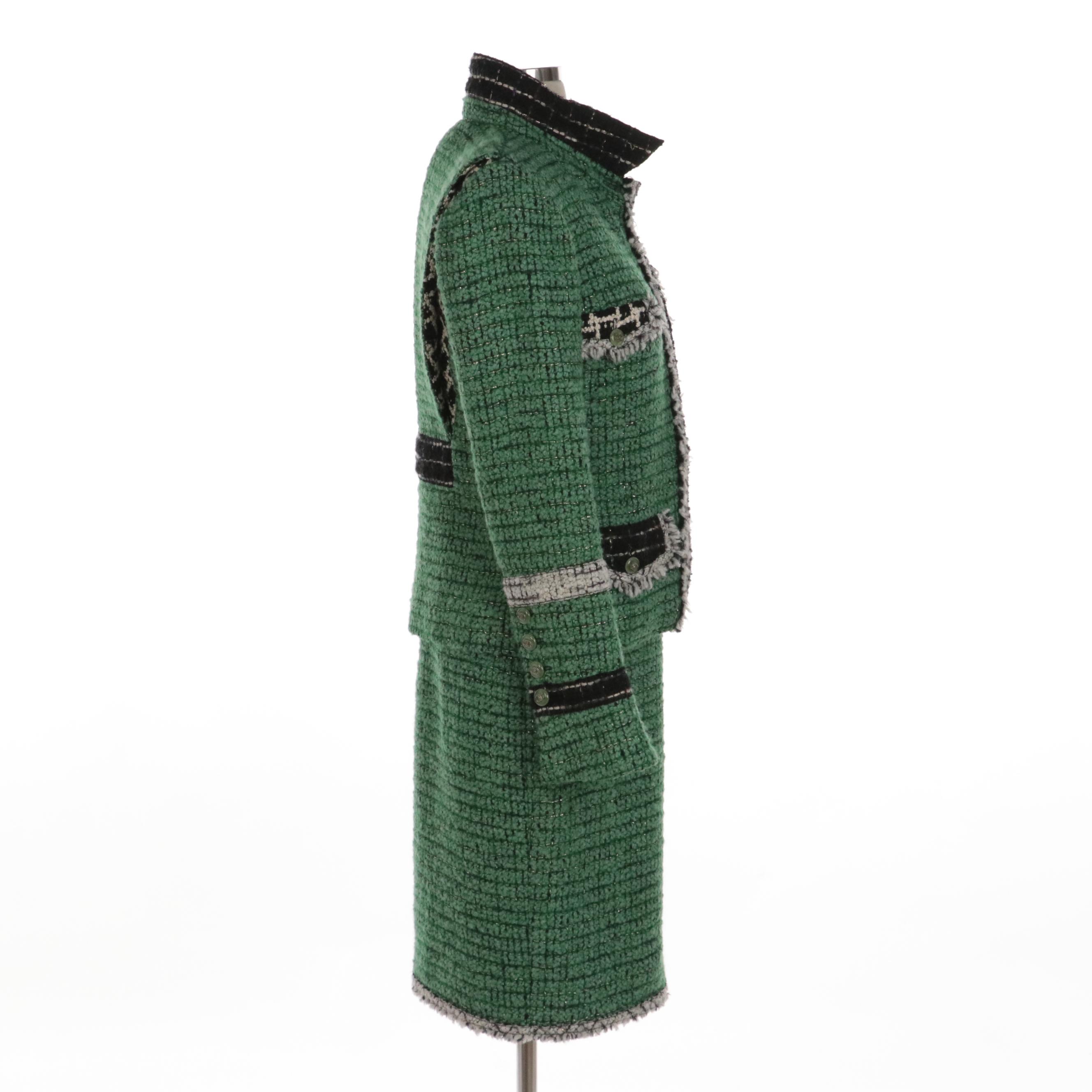 Chanel Dress Suit in Green/White/Black Lesage Tweed