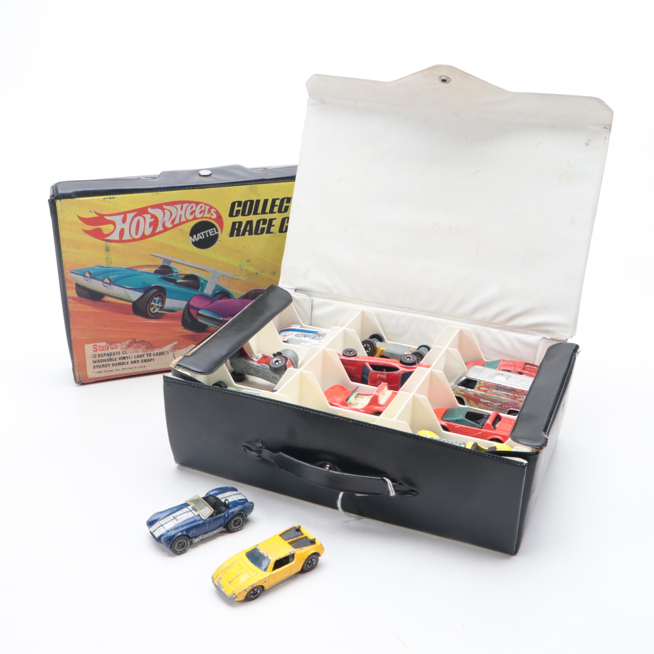 Hot Wheels Collector's Race Case with Cars