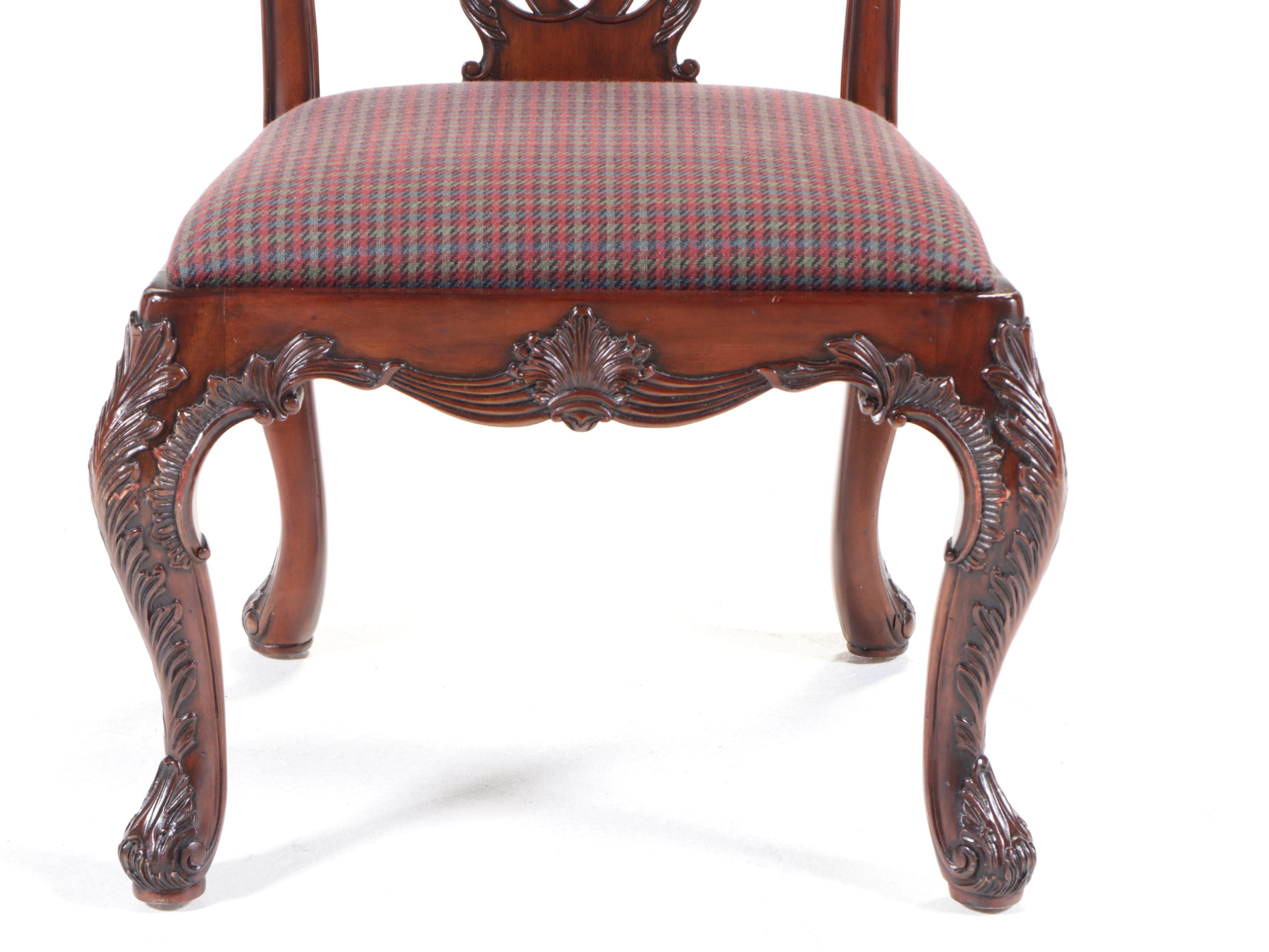 Five-Piece Henredon Federal Style Mahogany and Flame Mahogany Dining Set