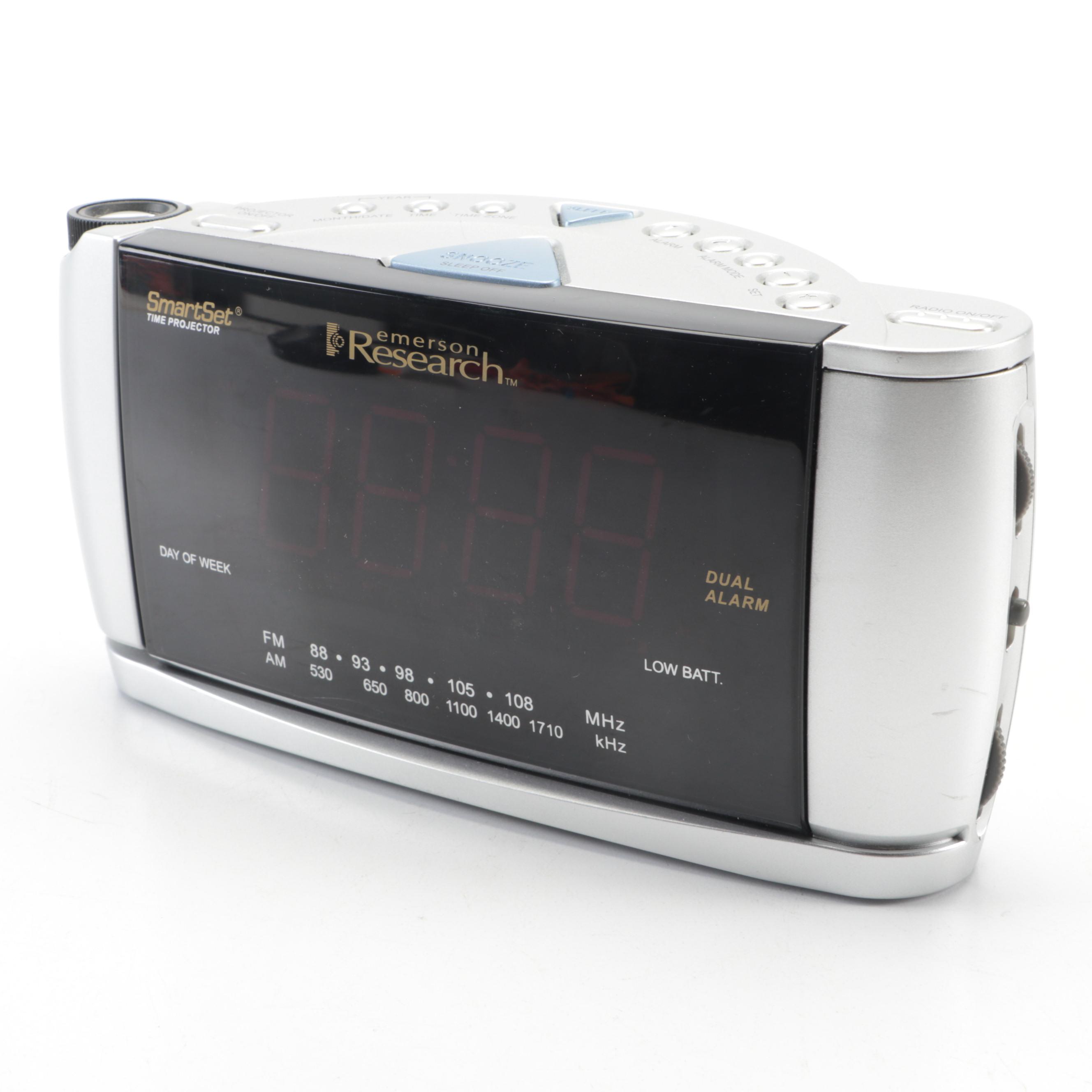 Emerson Research SmartSet Dual-Alarm Clock Radio