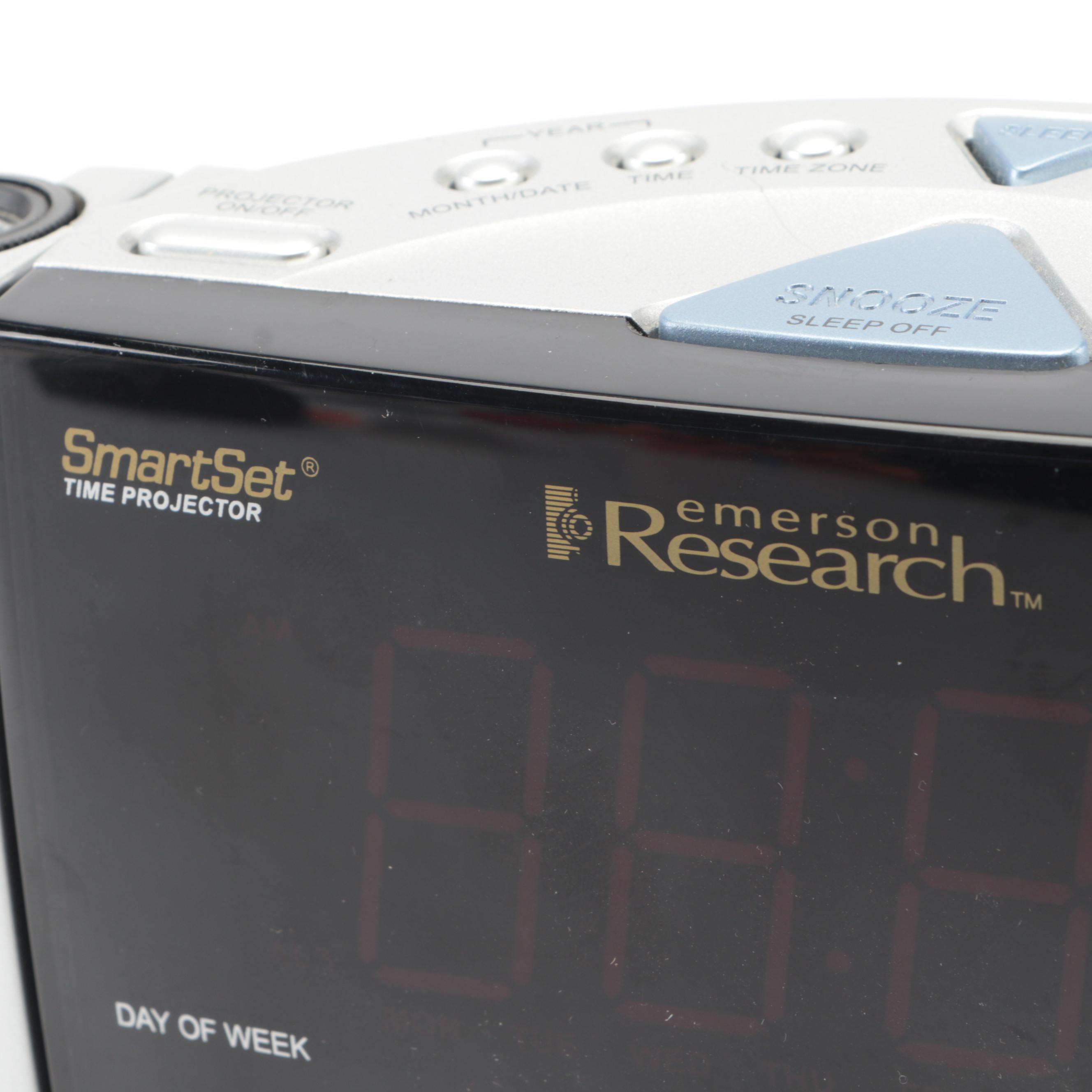 Emerson Research SmartSet Dual-Alarm Clock Radio