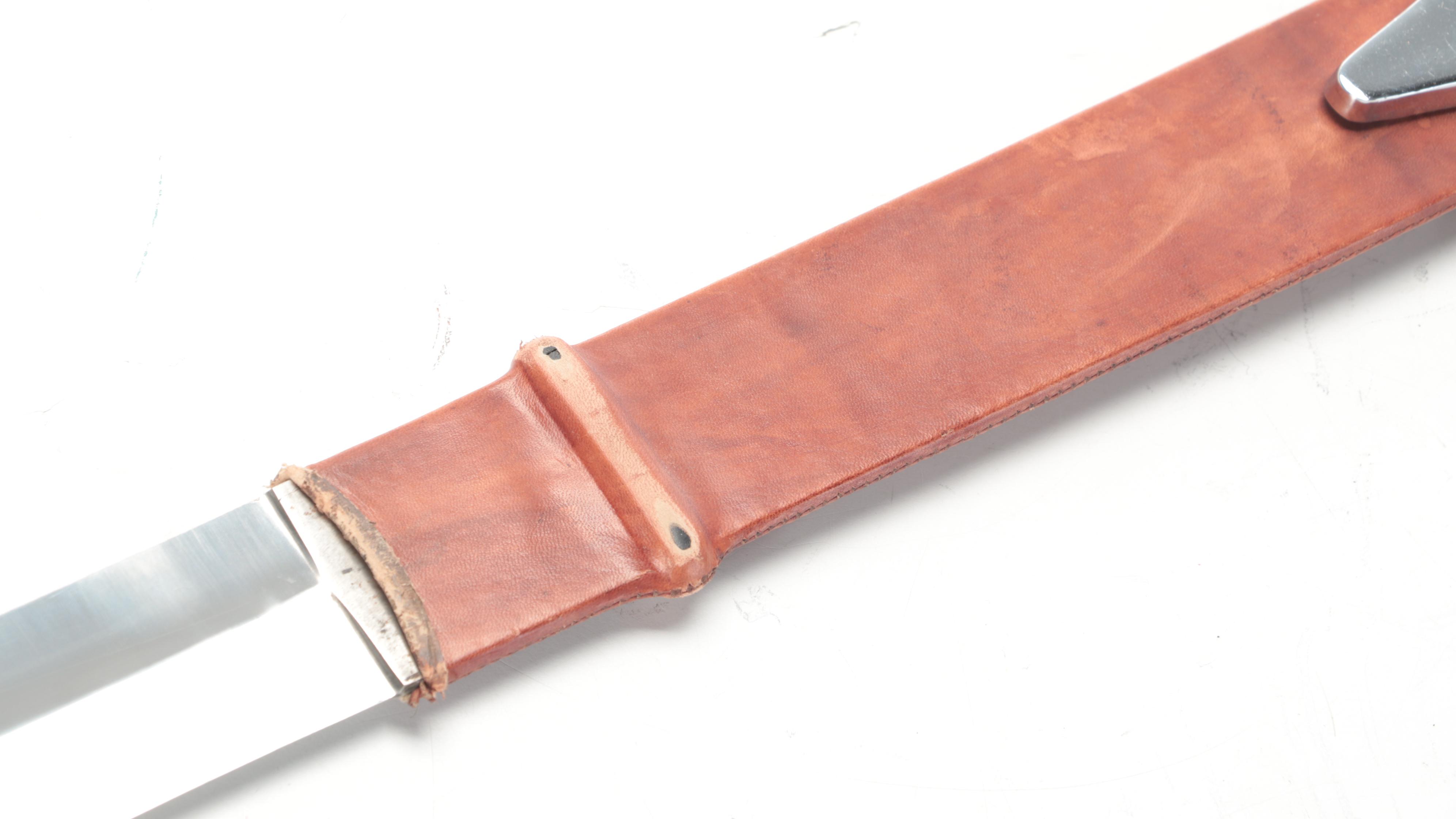 Steel and Leather Decorative Claymore with Leather Scabbard