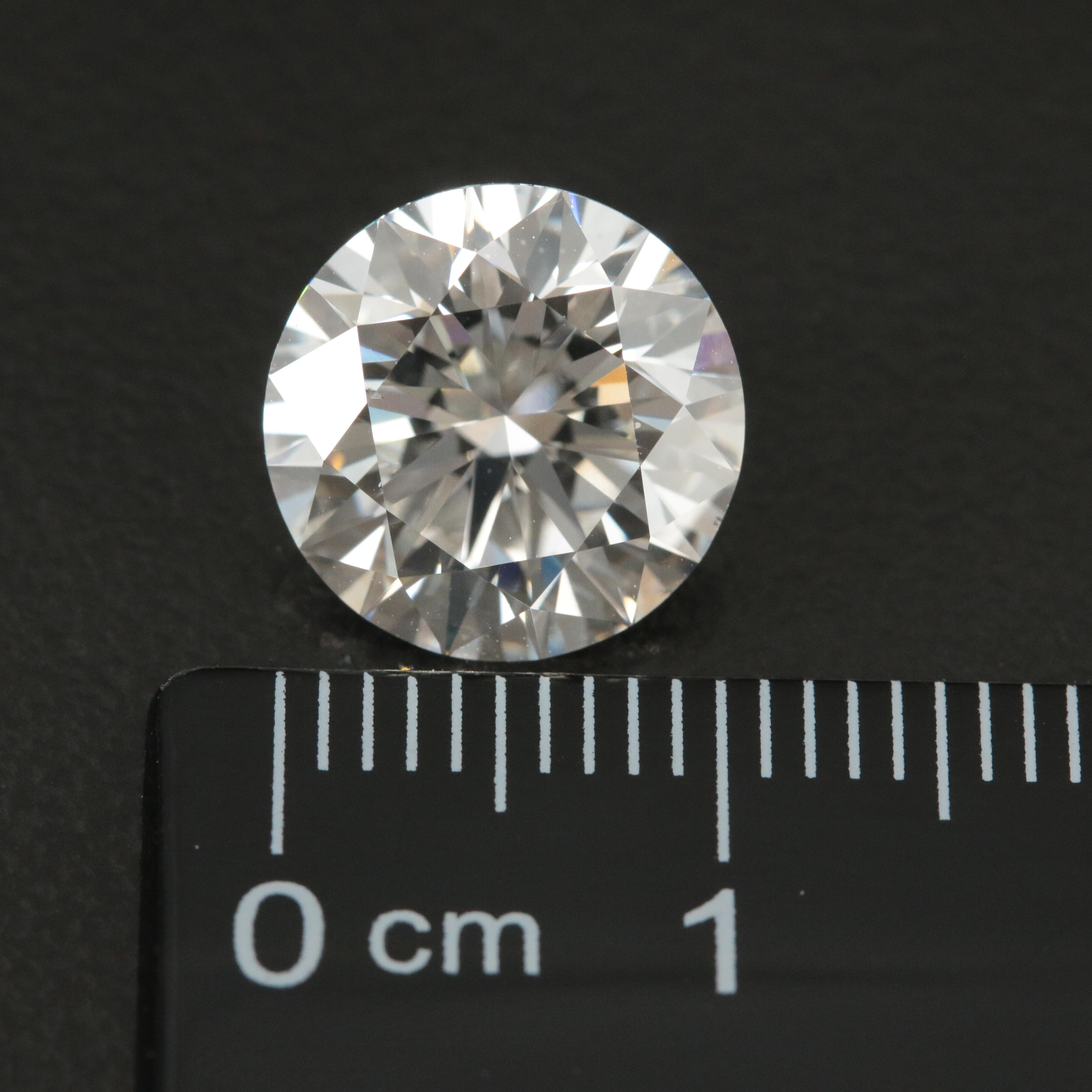 Loose 5.01 CT Round Brilliant Lab Grown Diamond with IGI Report