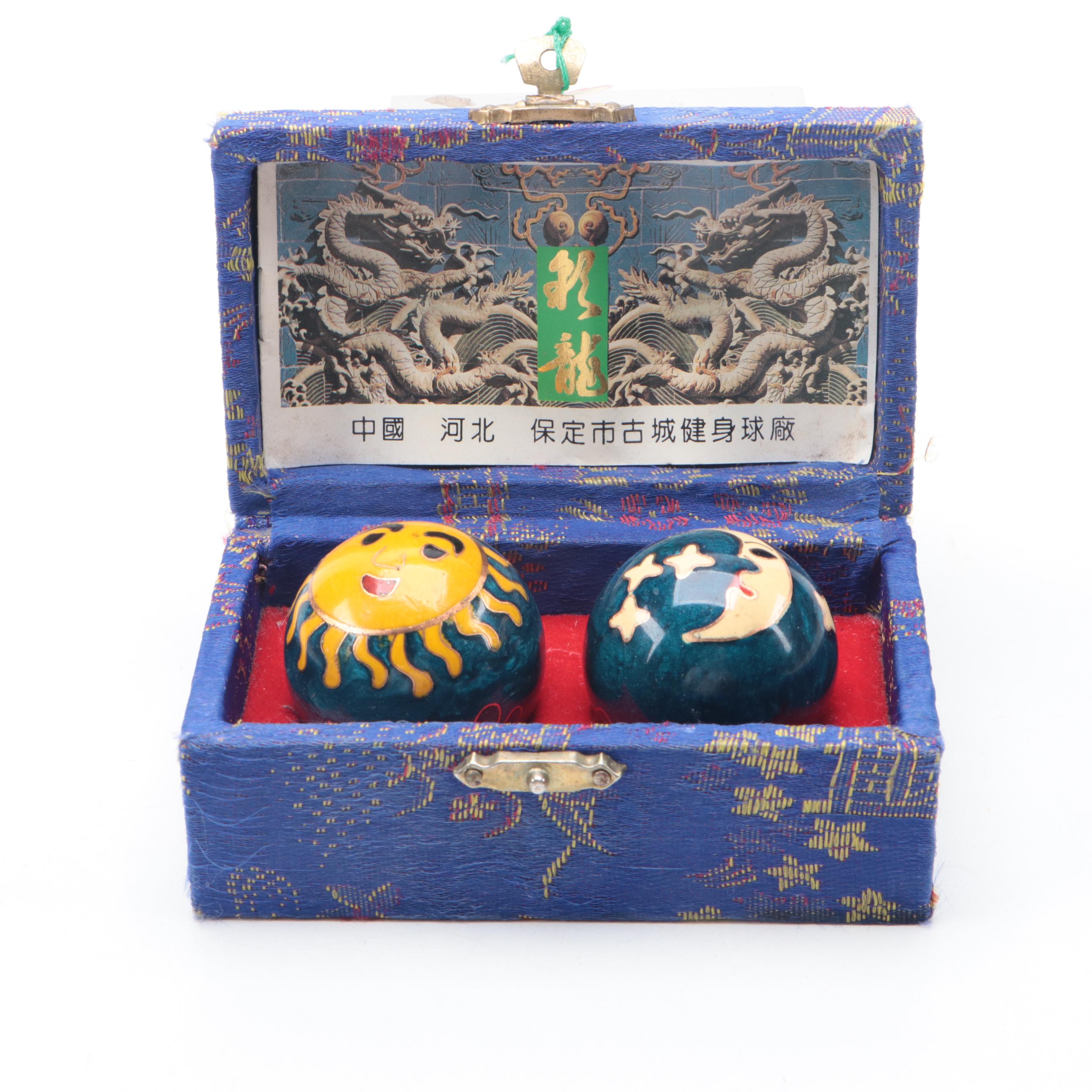 Japanese Daimyo Samurai Washi Papier-Mache Figurine with Other Decor