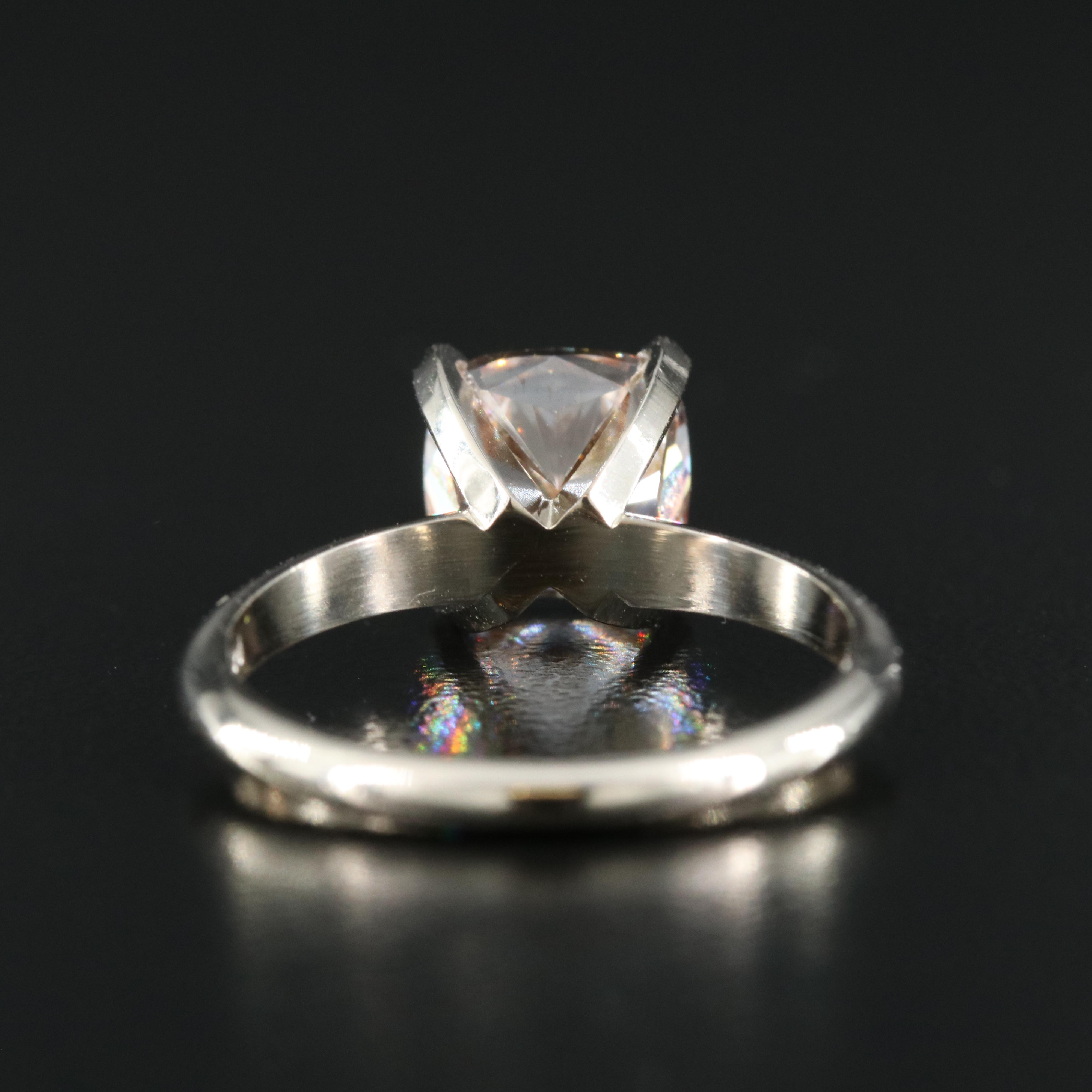 18K 3.23 CT Fancy Light Pink Diamond Ring