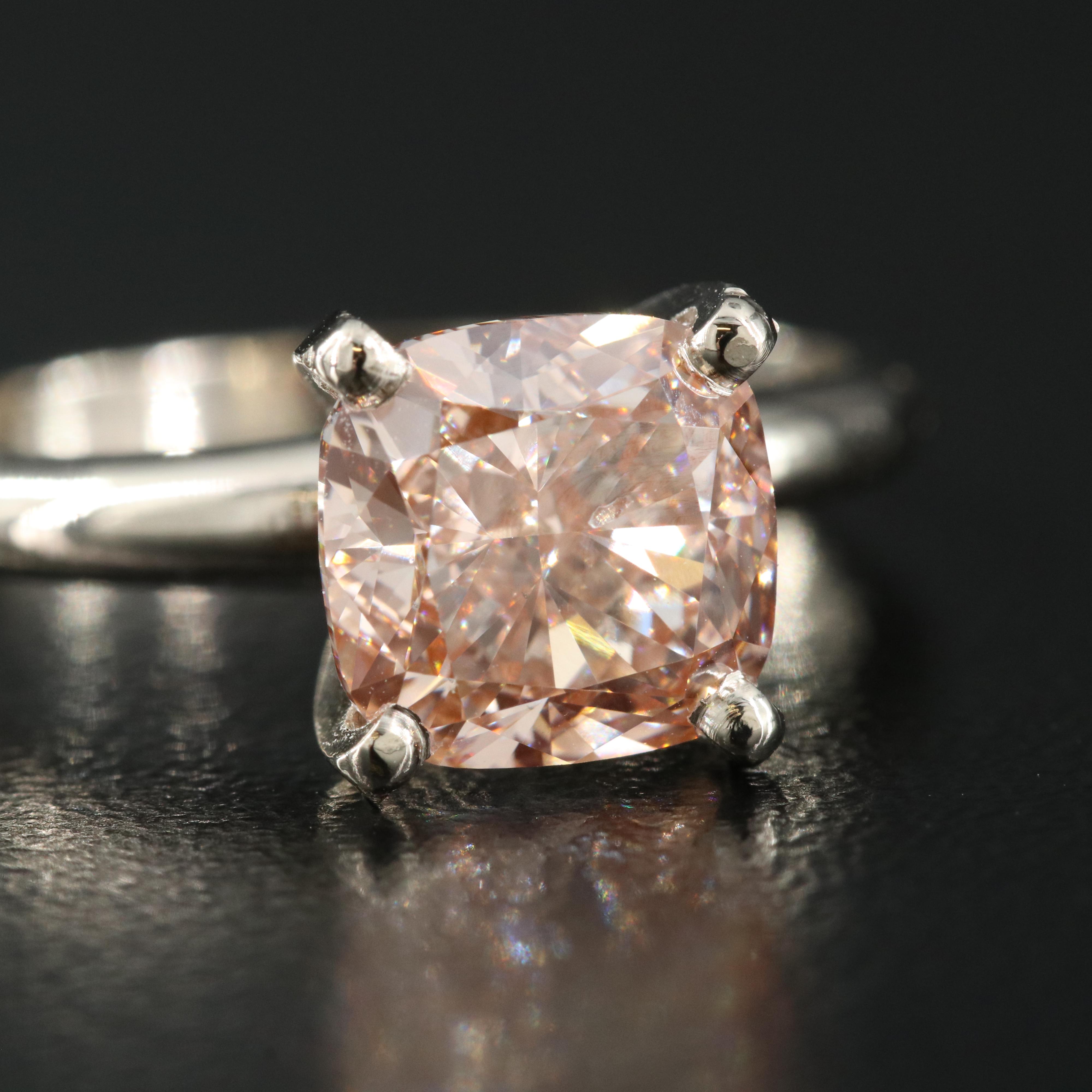 18K 3.23 CT Fancy Light Pink Diamond Ring