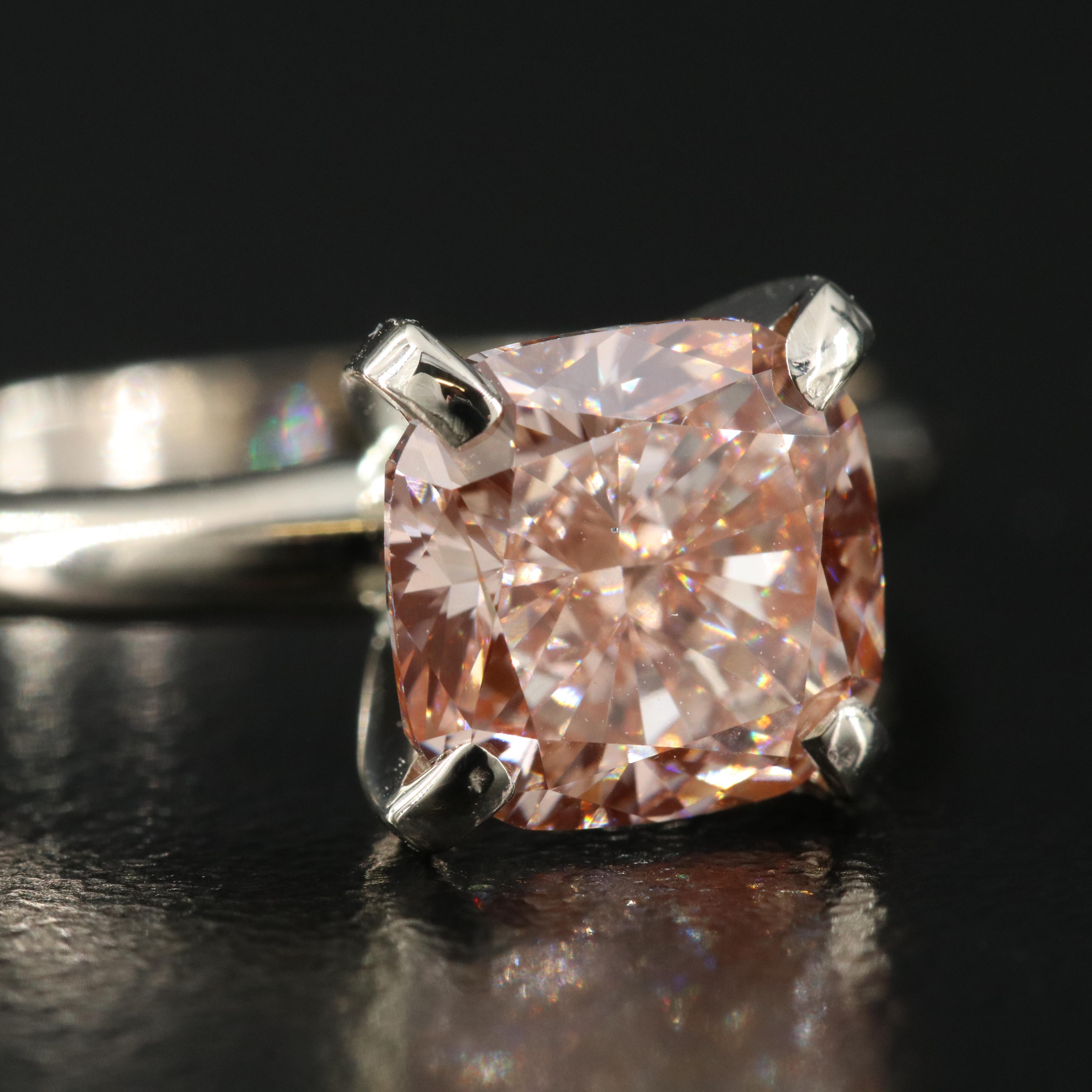 18K 3.08 CT Fancy Pink Diamond Ring