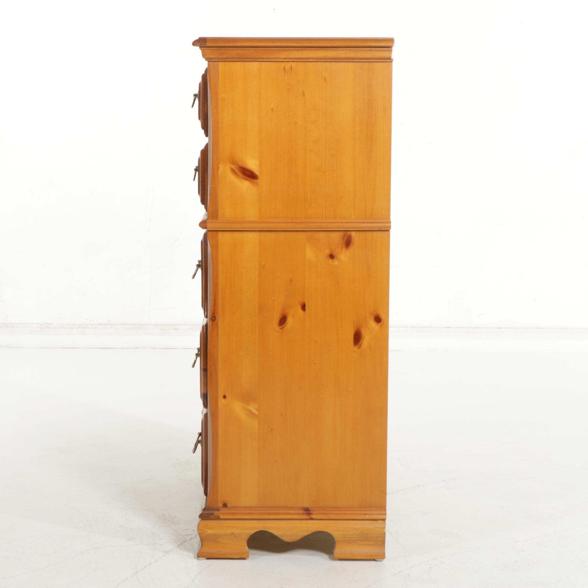 Dixie Furniture American Colonial Style Pine Dresser EBTH