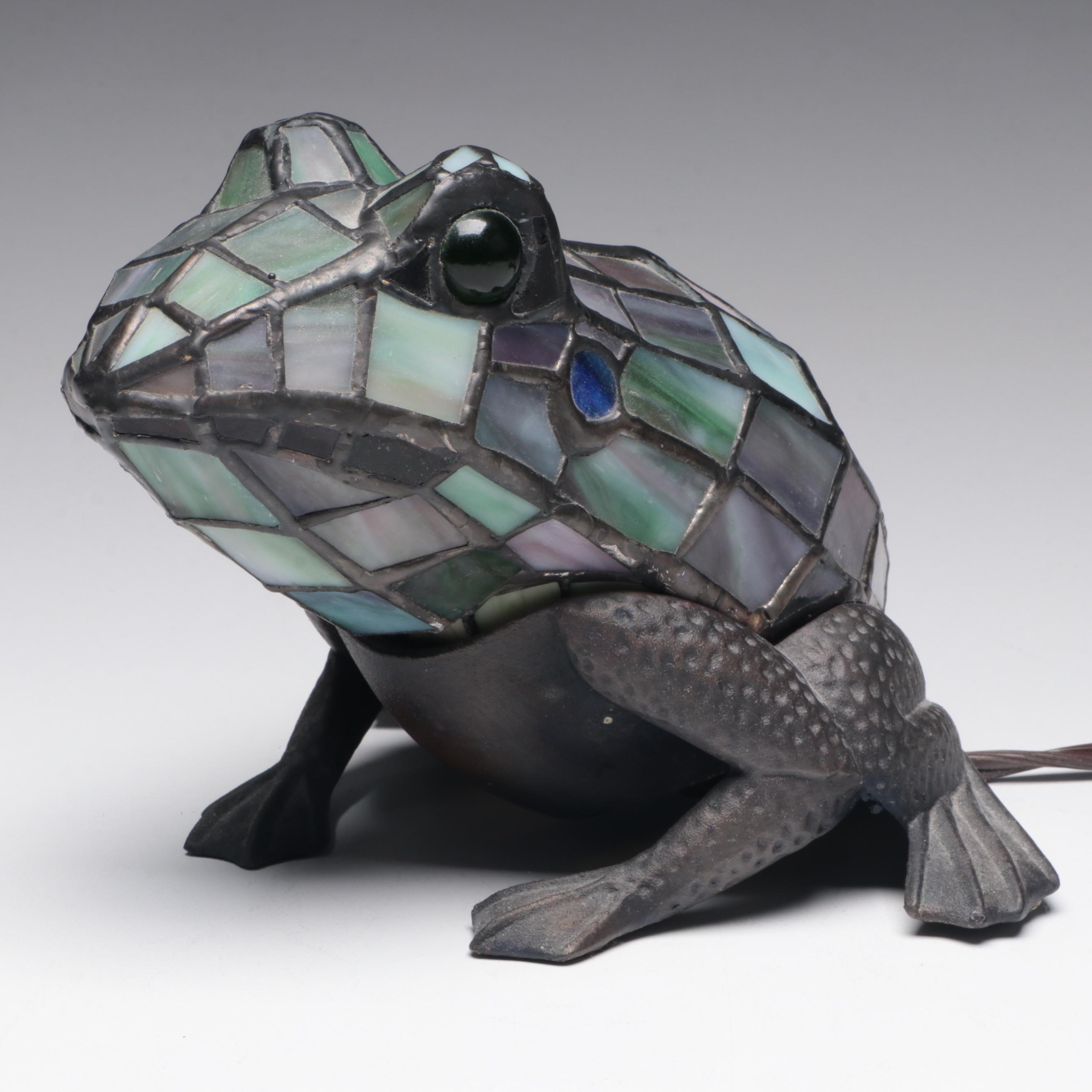 Quoizel Collectible Slag Glass Frog Accent Lamp