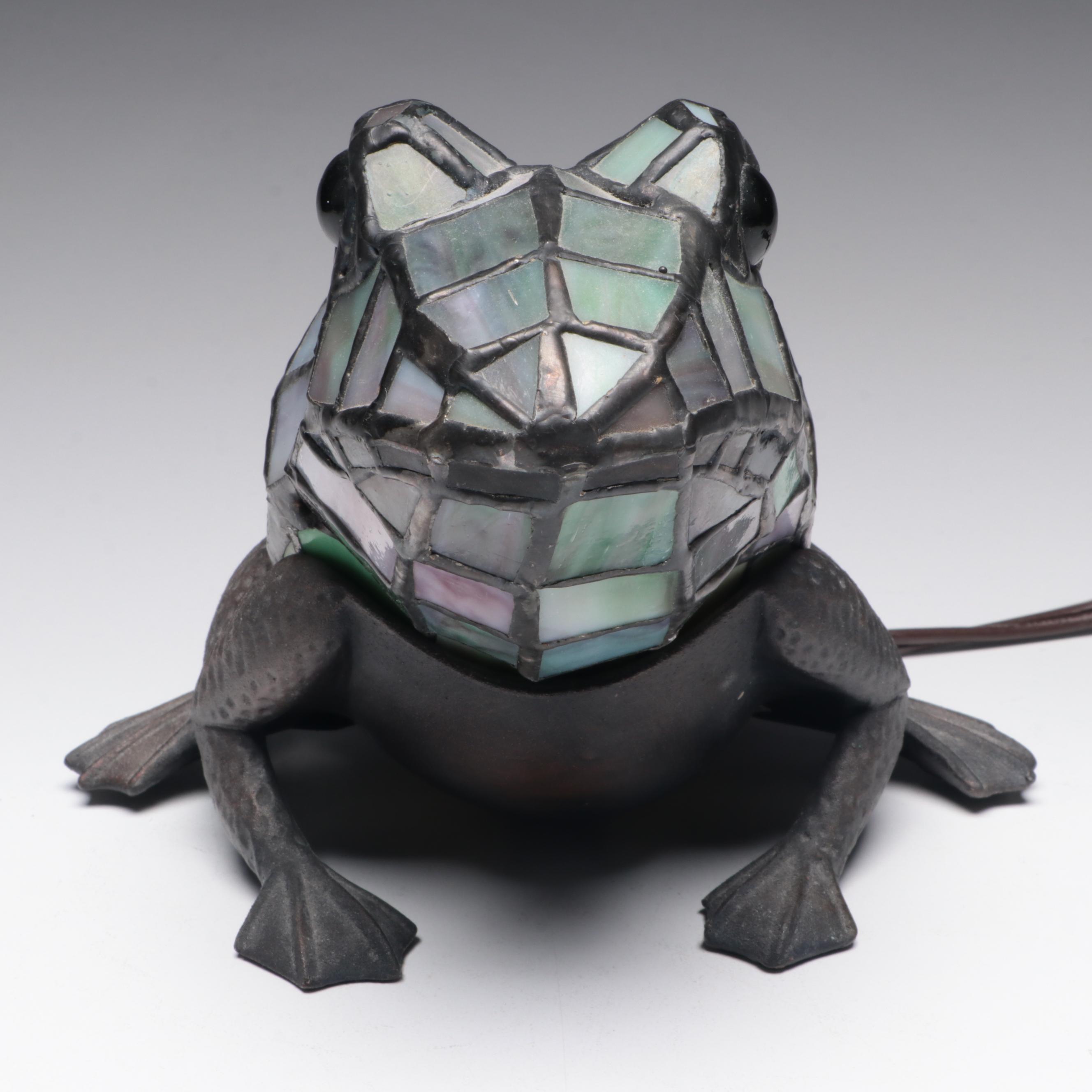 Quoizel Collectible Slag Glass Frog Accent Lamp