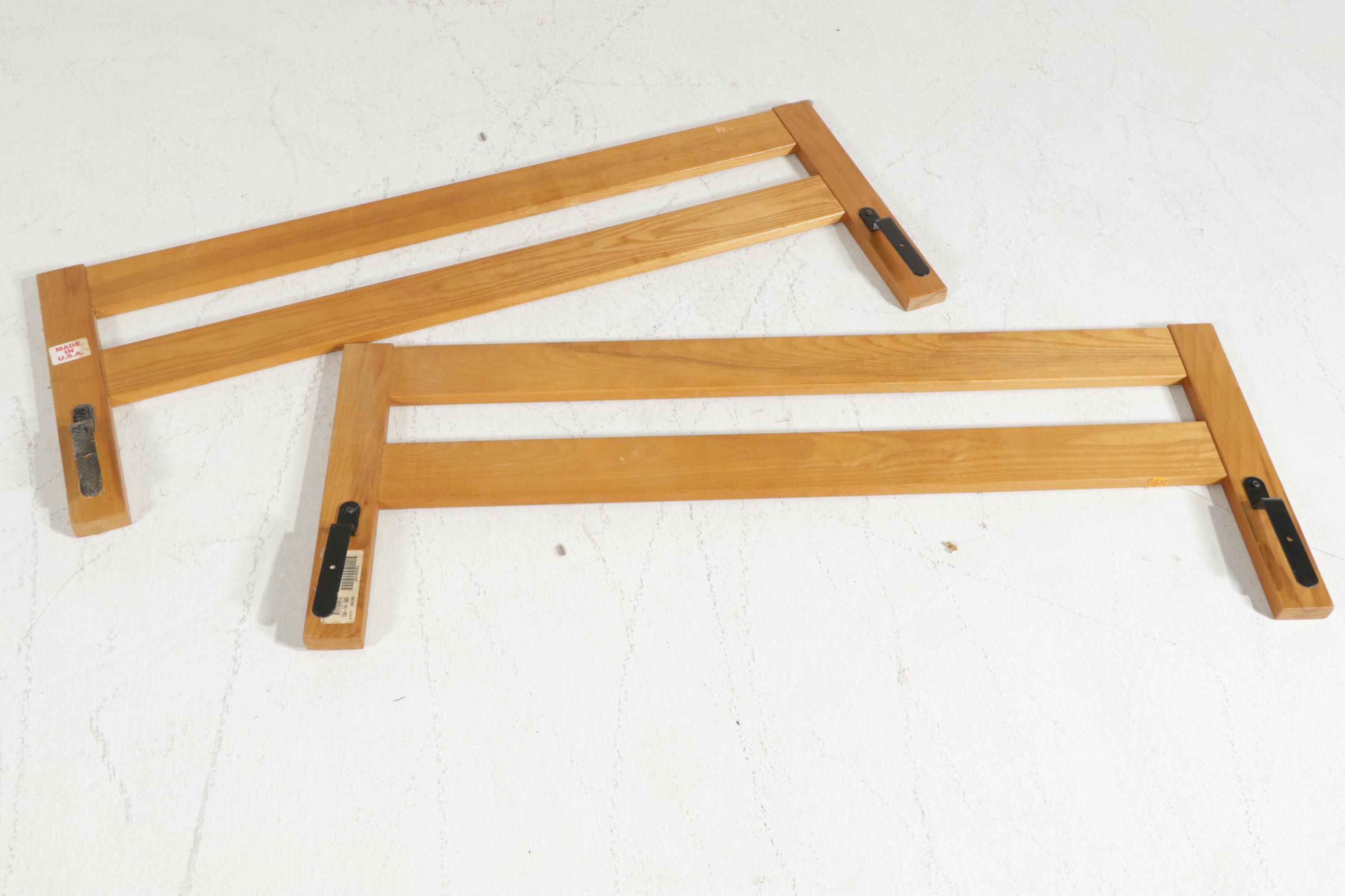 Stanley Furniture Arts & Crafts Style Oak Twin Bed Frames