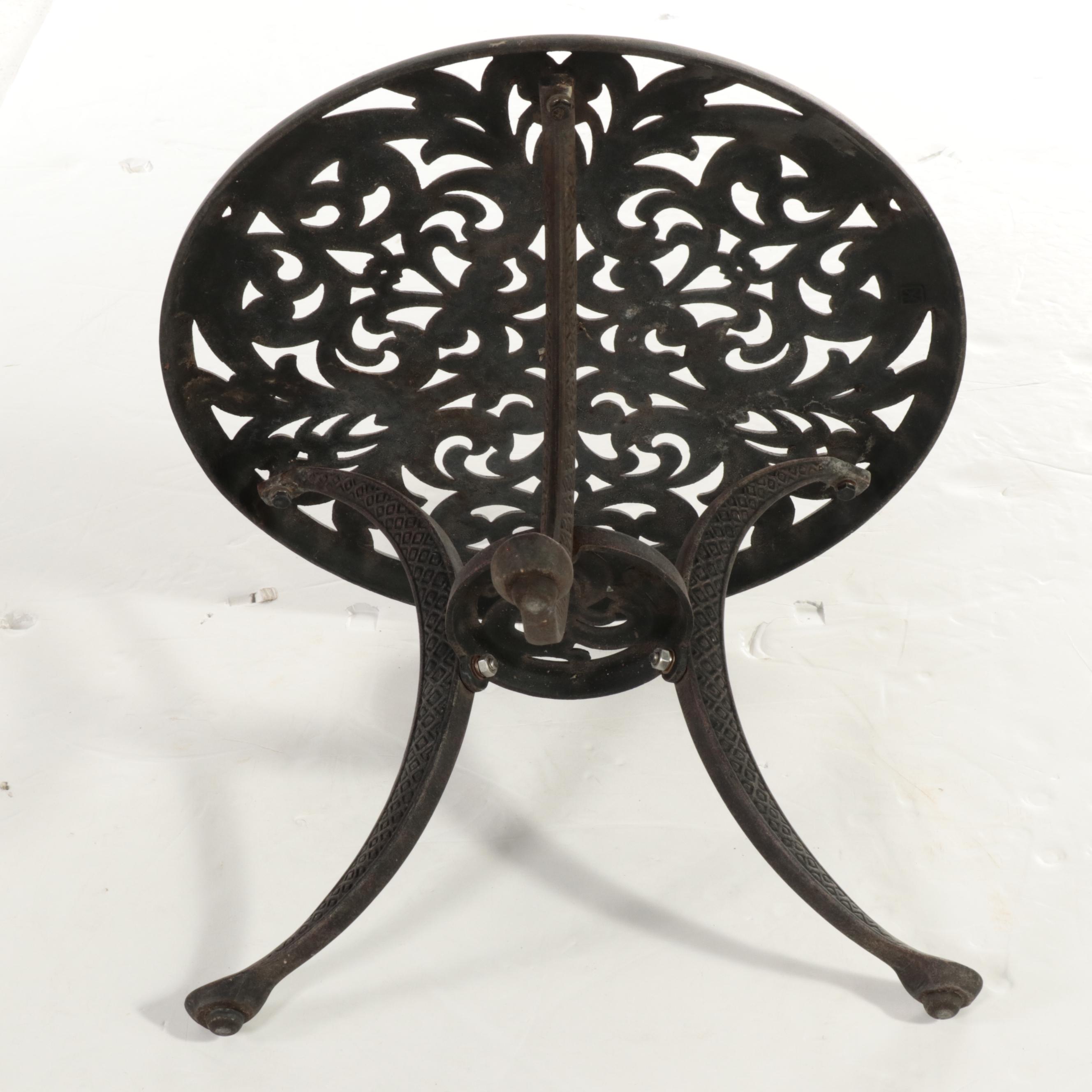 Hanamint Patinated and Cast Aluminum Patio Side Table