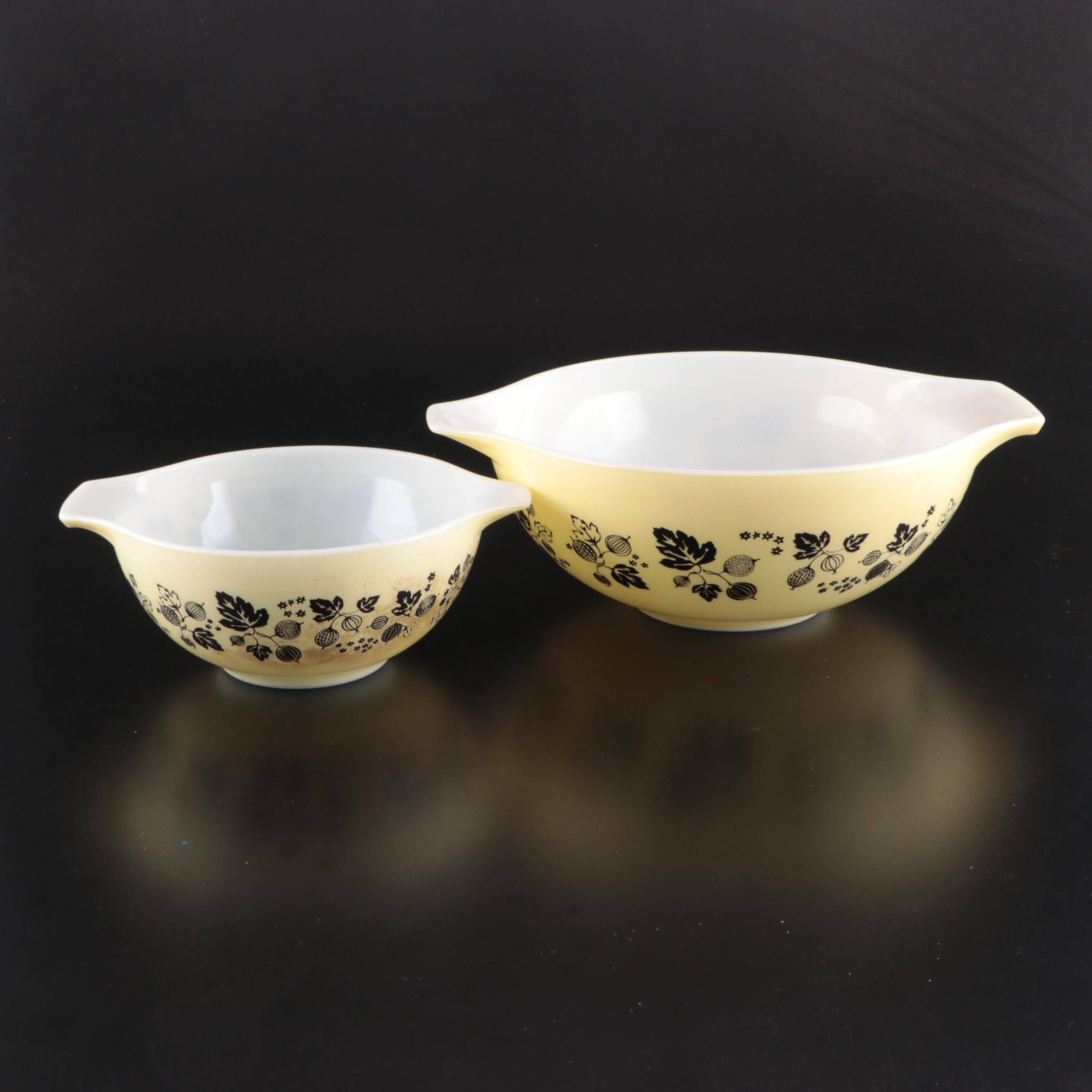 Pyrex "Gooseberry" Glass Cinderella Mixing Bowls, 1957–1962