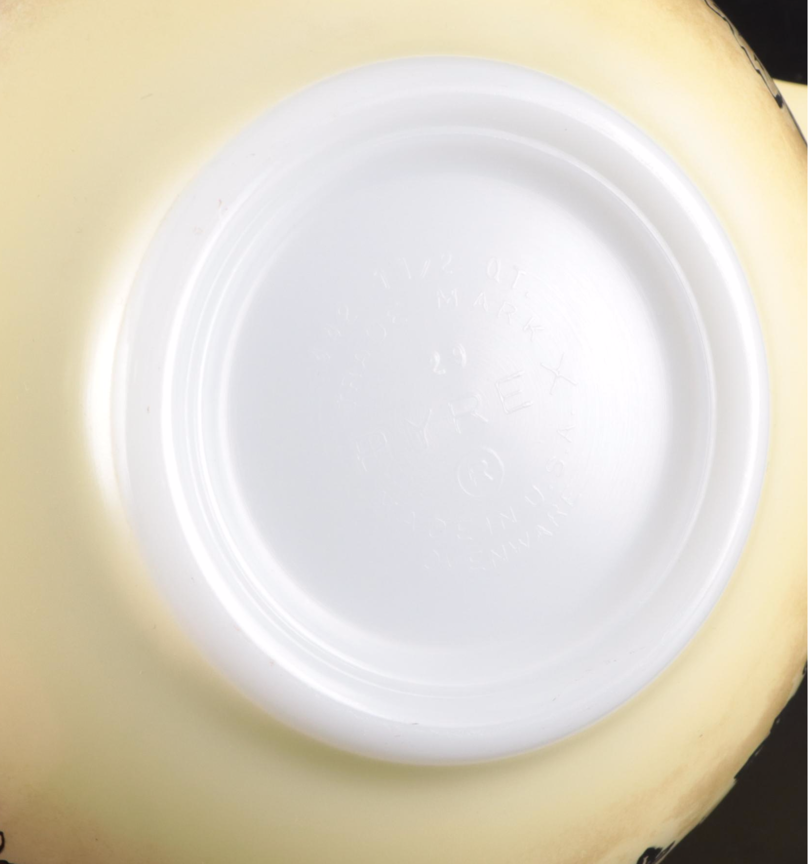 Pyrex "Gooseberry" Glass Cinderella Mixing Bowls, 1957–1962