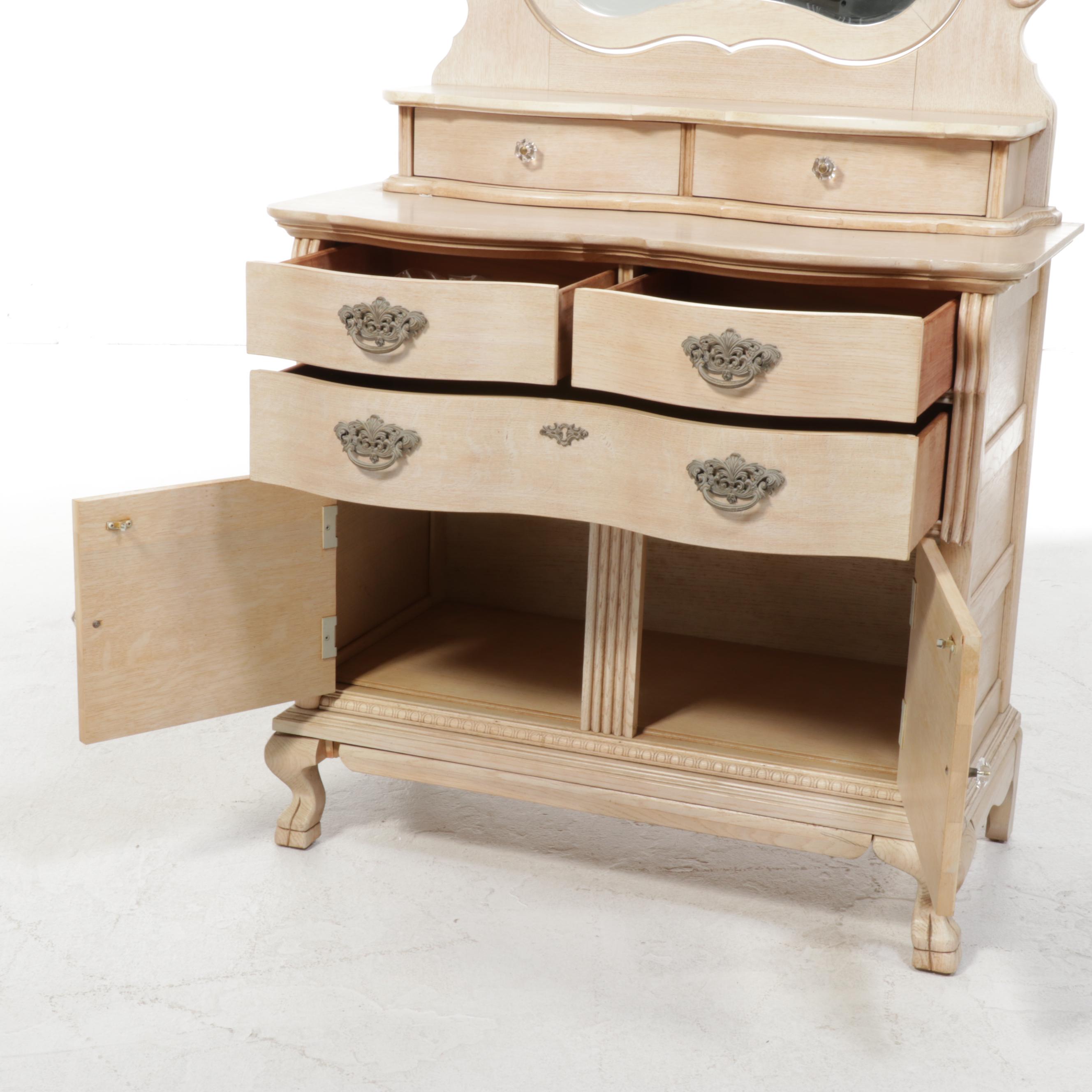 Lexington Furniture Cerused Finish Victorian Style Dresser with Mirror