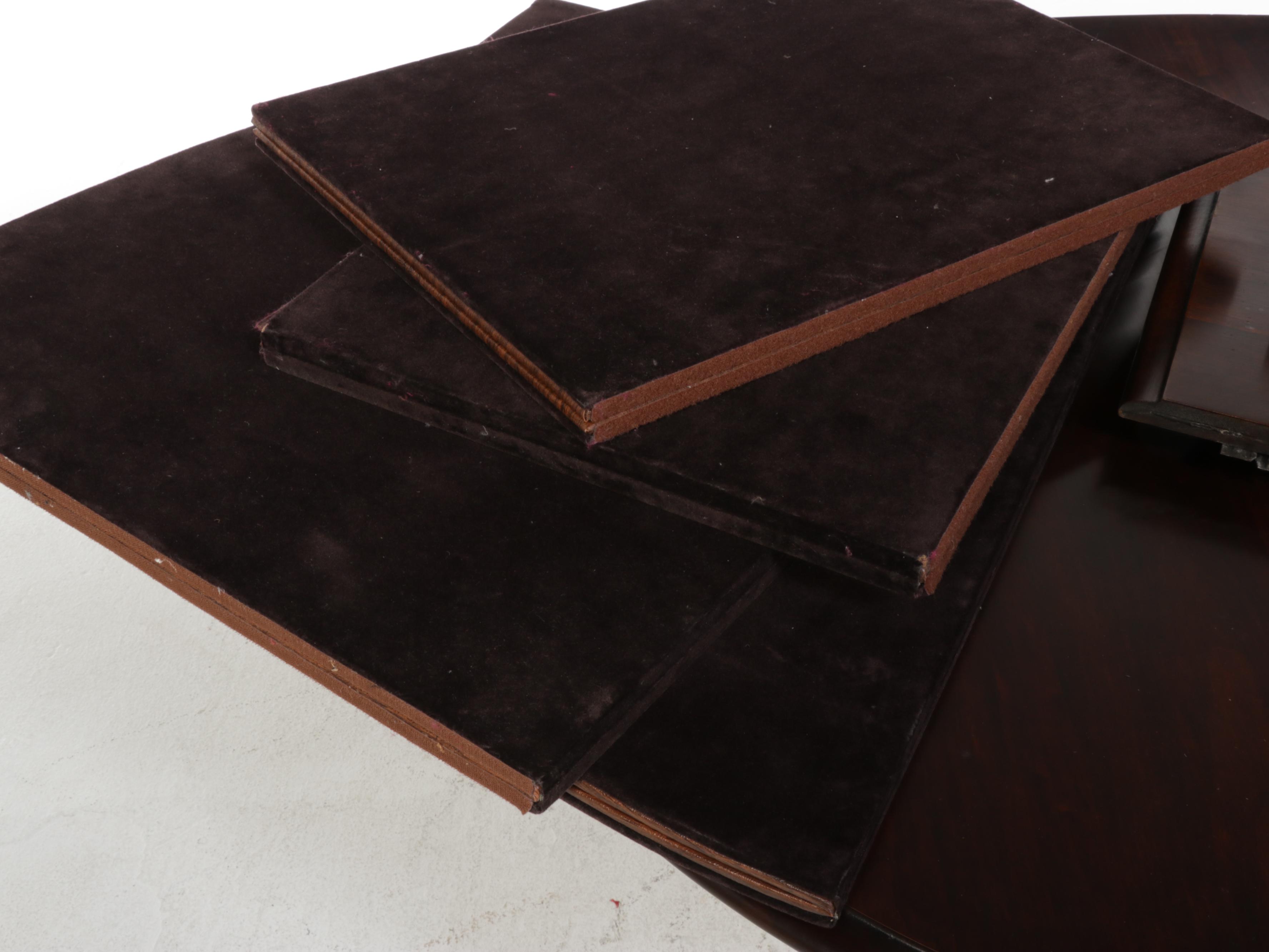 Cresent Furniture Queen Anne Style Hardwood Extension Dining Table and 6 Chairs