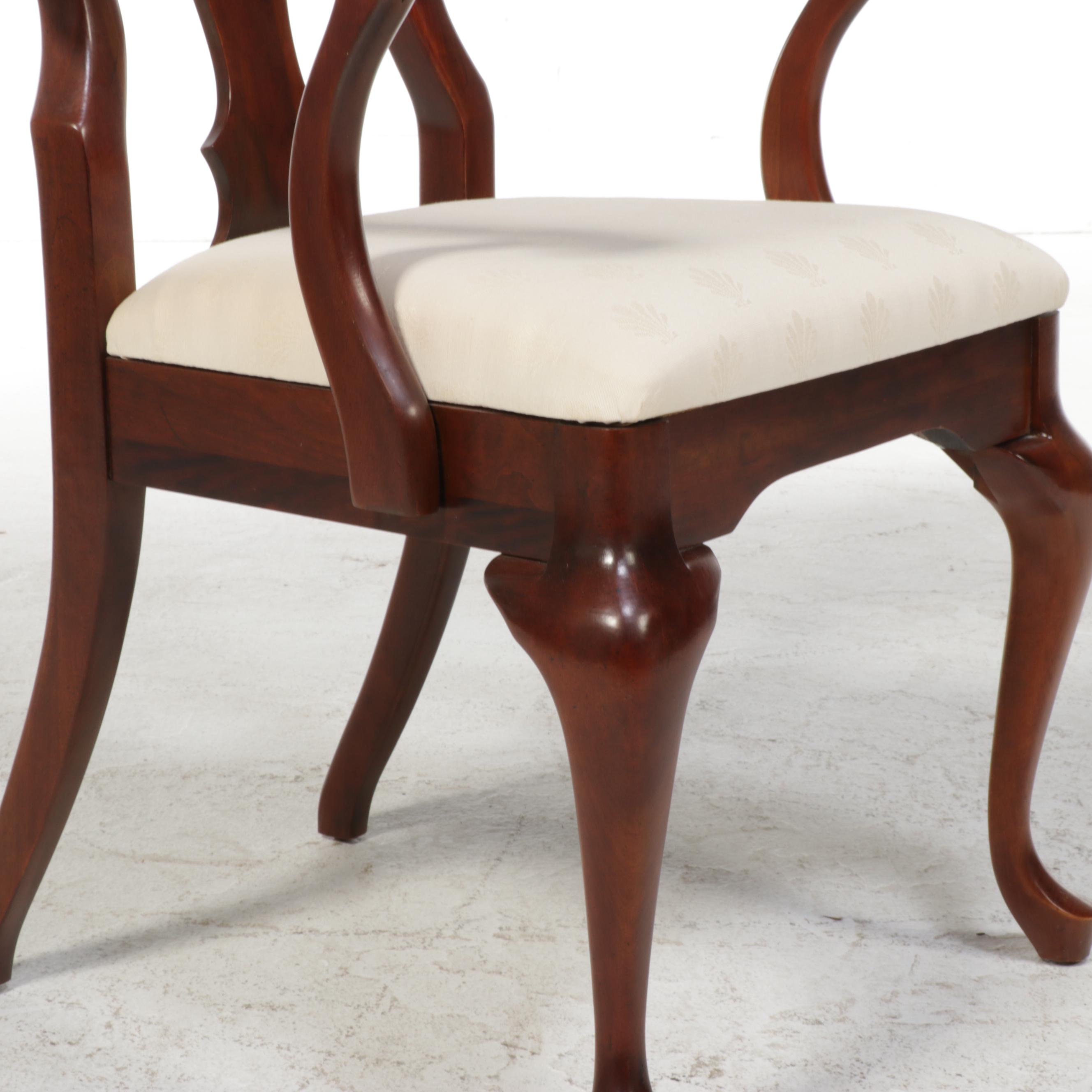 Cresent Furniture Queen Anne Style Hardwood Extension Dining Table and 6 Chairs