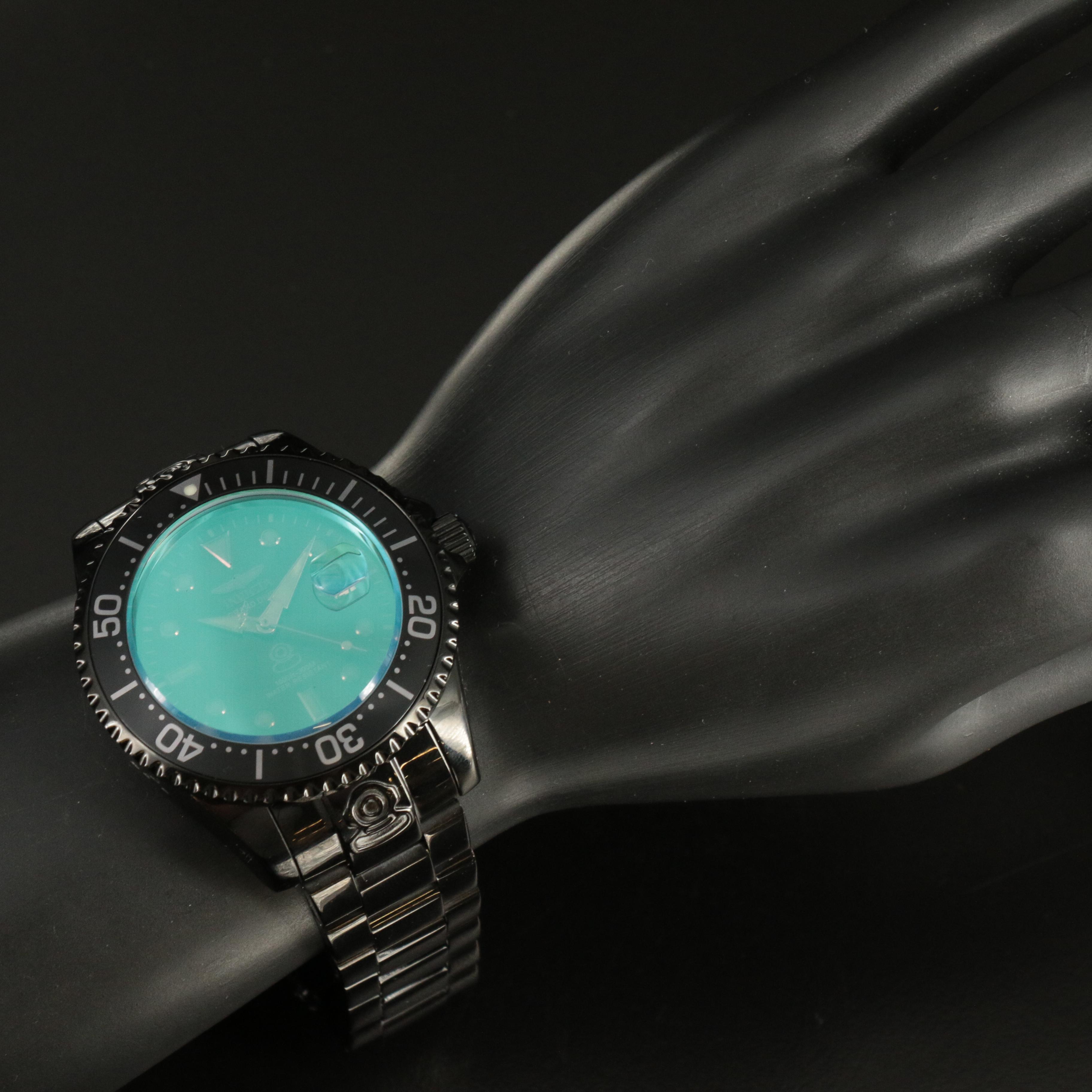 Limited Edition Invicta Grand Diver in Disney 3-Slot Watch Case