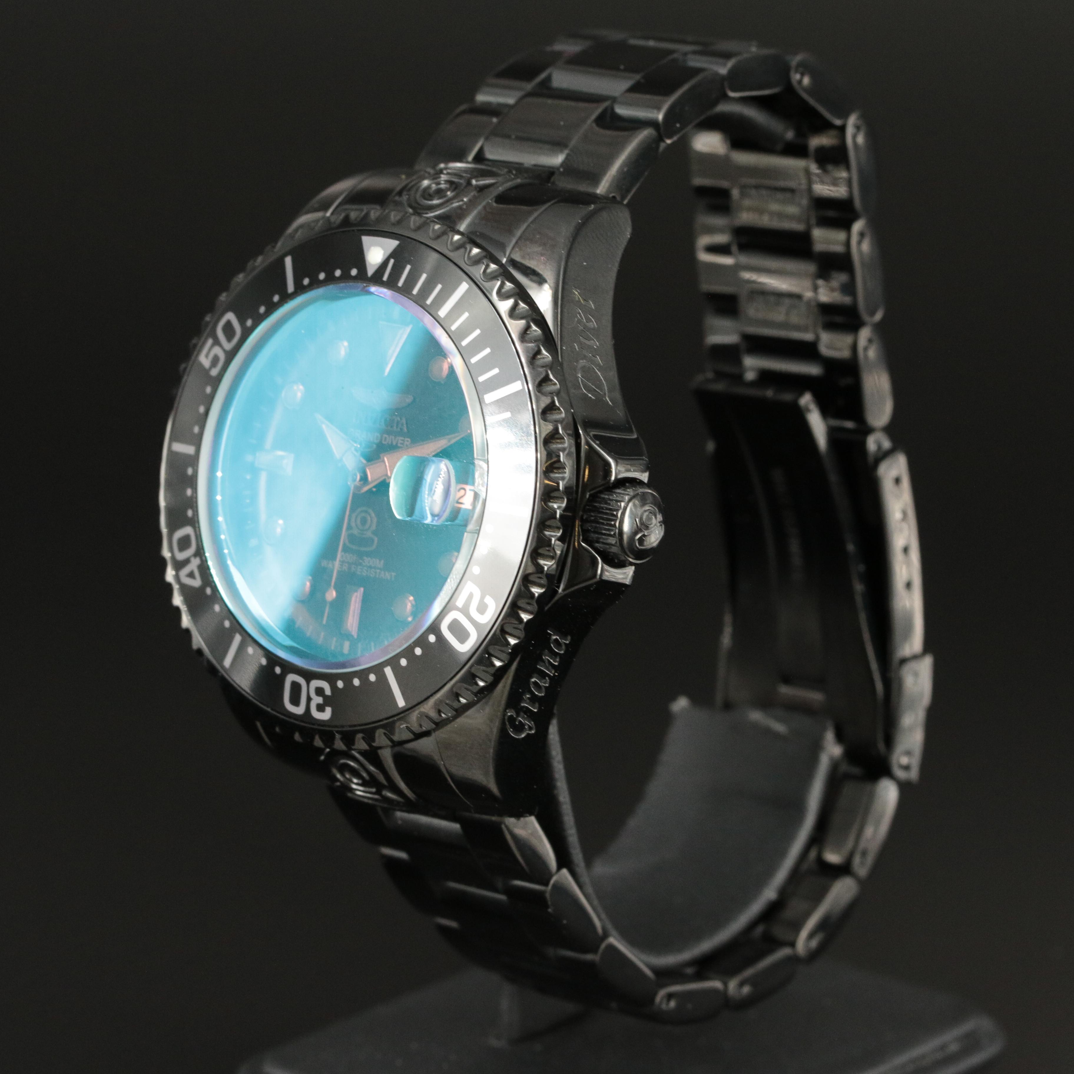 Limited Edition Invicta Grand Diver in Disney 3-Slot Watch Case