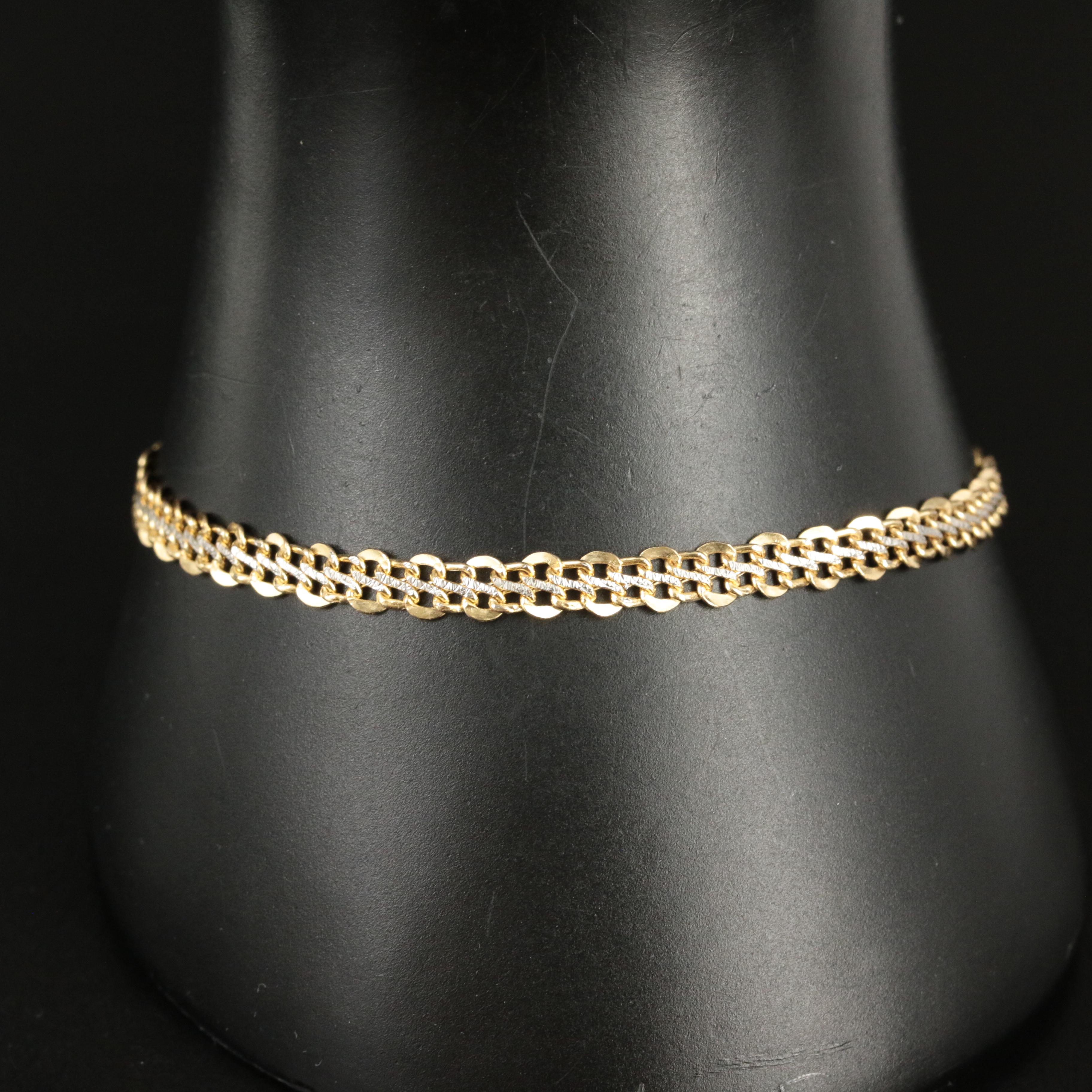 14K Figure Eight Link Bracelet