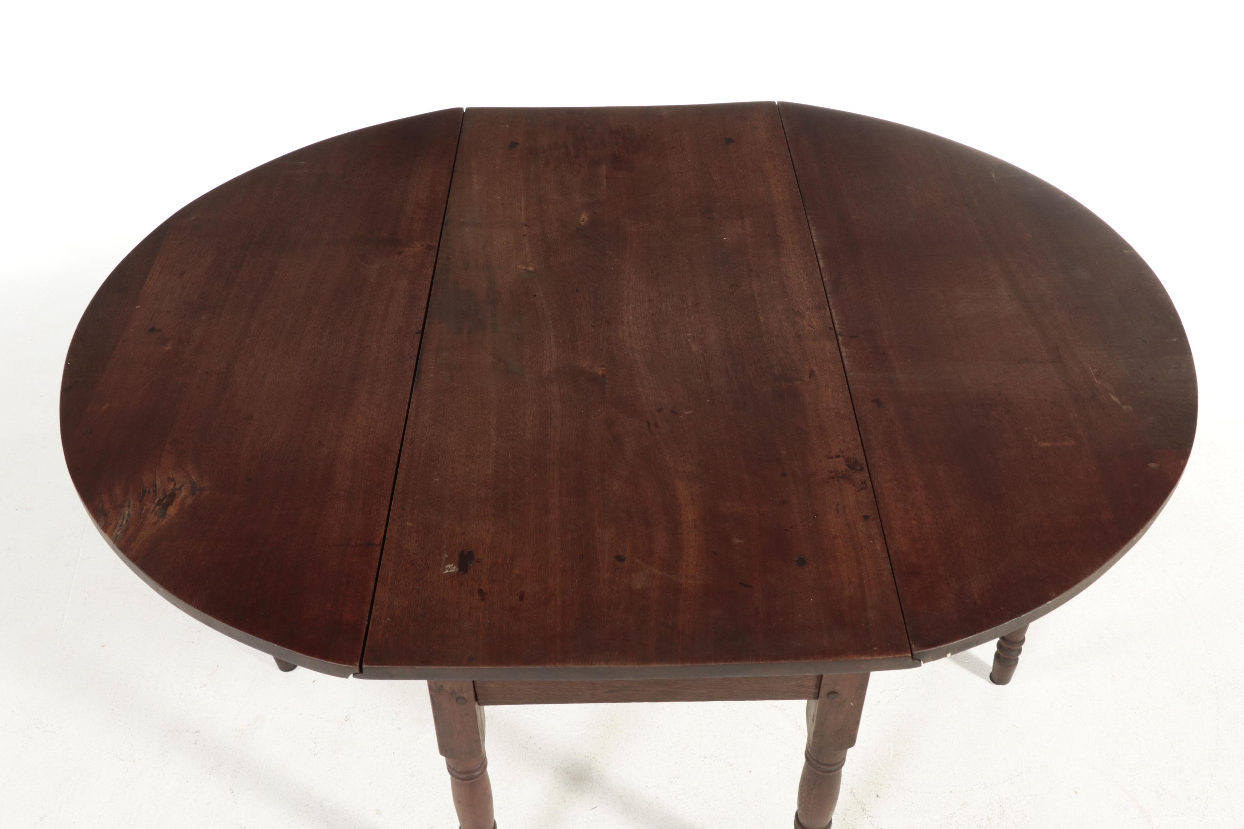 American Primitive Walnut and Cherrywood Drop-Leaf Dining Table, 19th Century