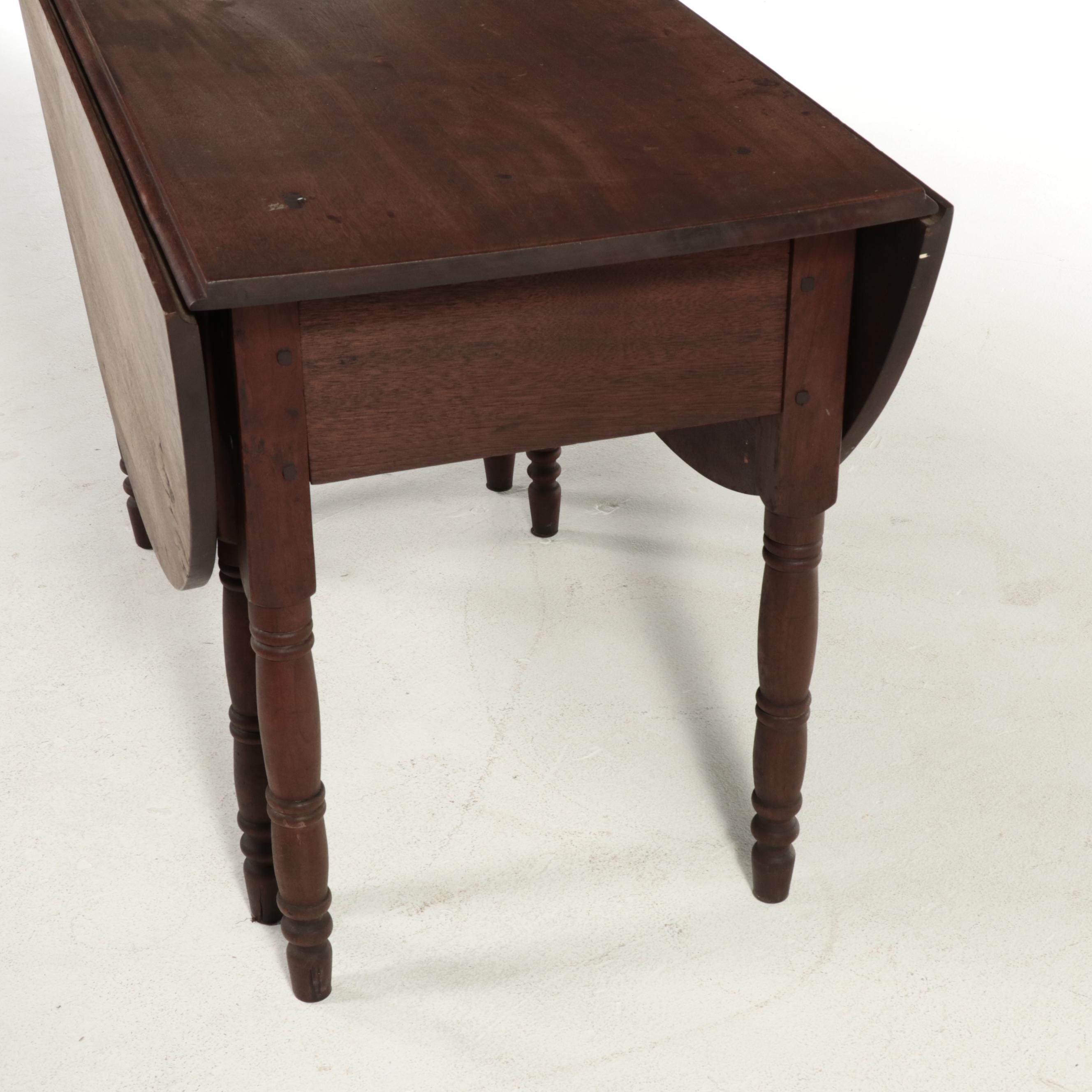 American Primitive Walnut and Cherrywood Drop-Leaf Dining Table, 19th Century